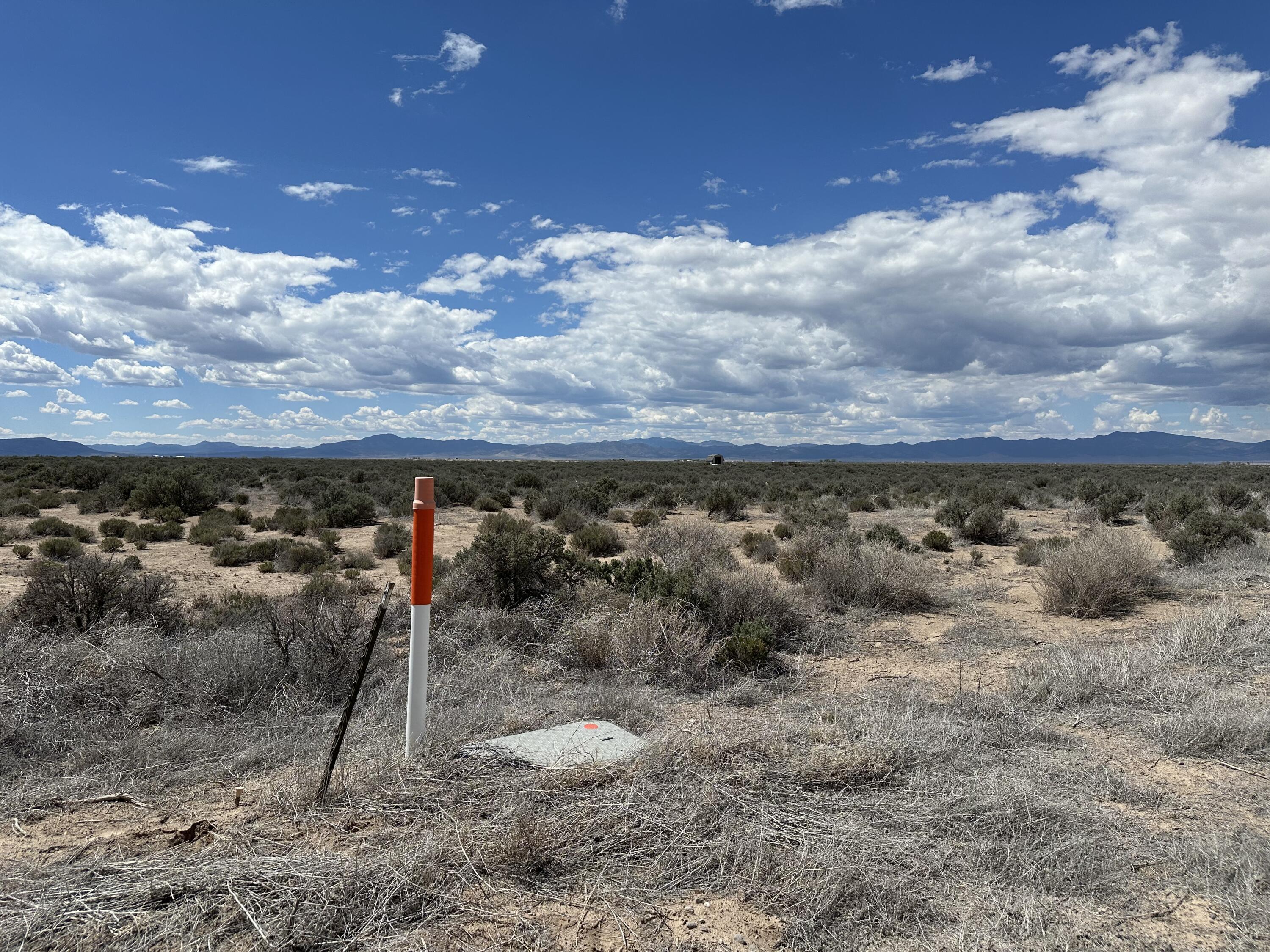 N 2400 W Unit: E-1618-0016-0000