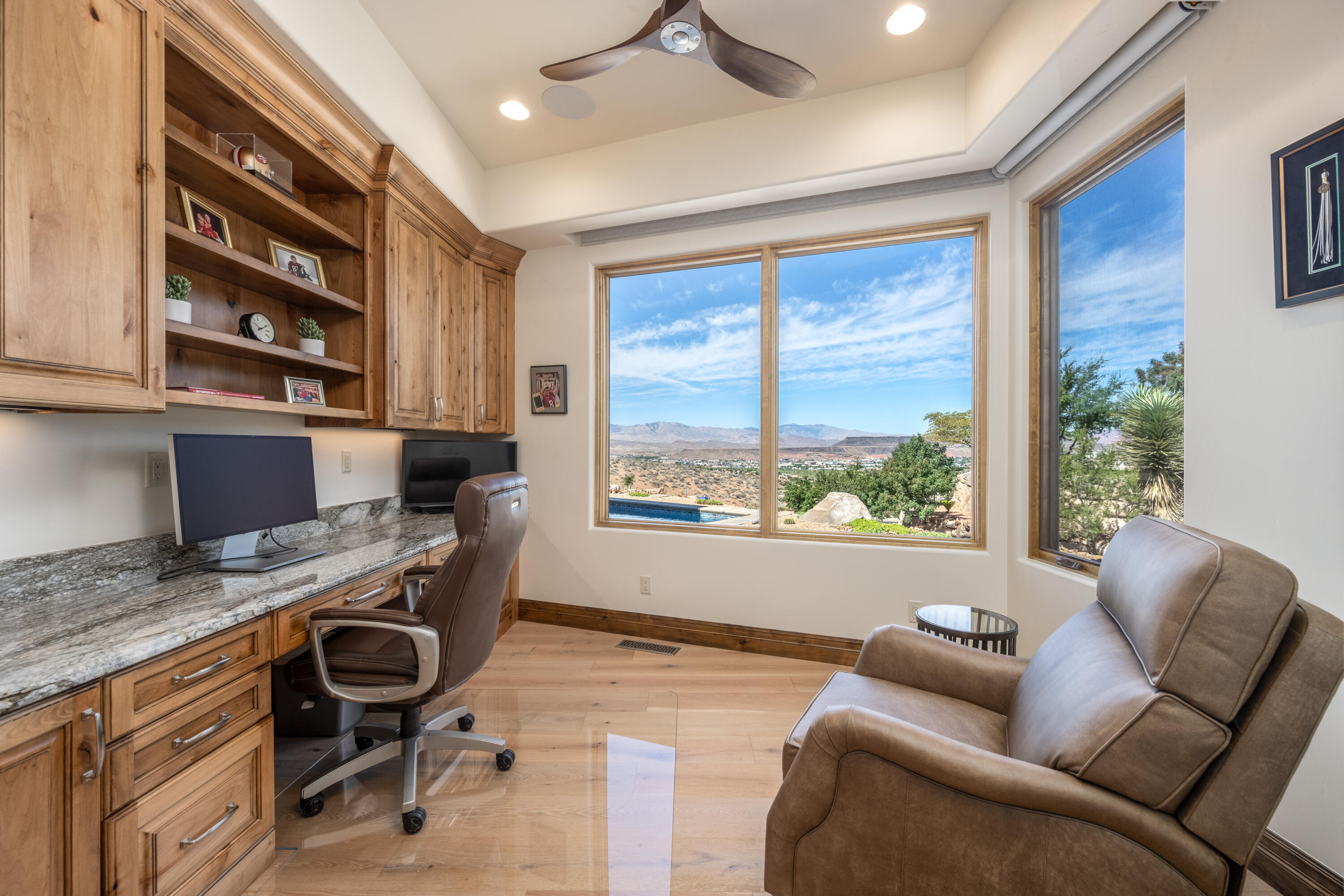 1853 E Jade DR