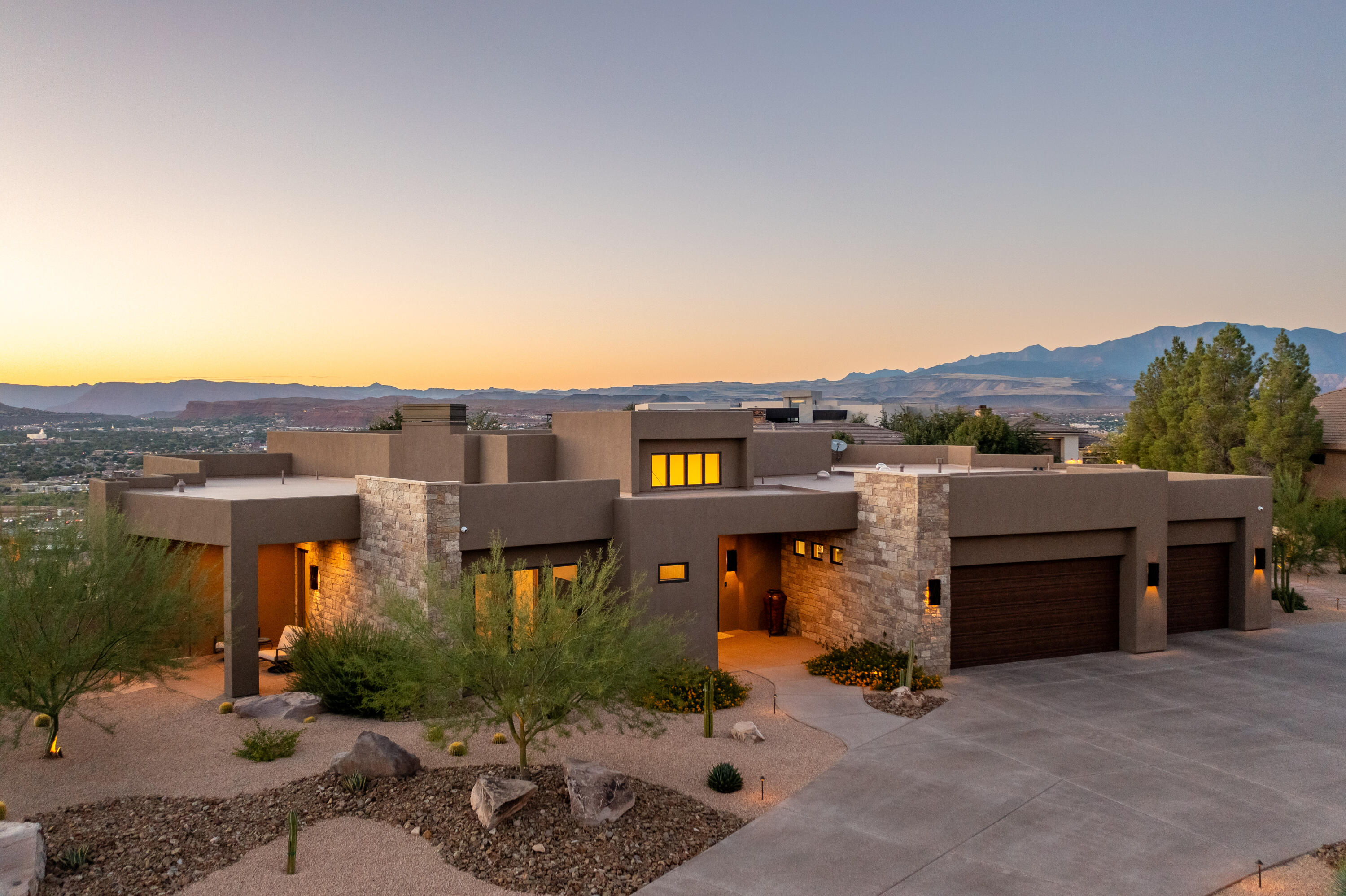 1853 E Jade DR