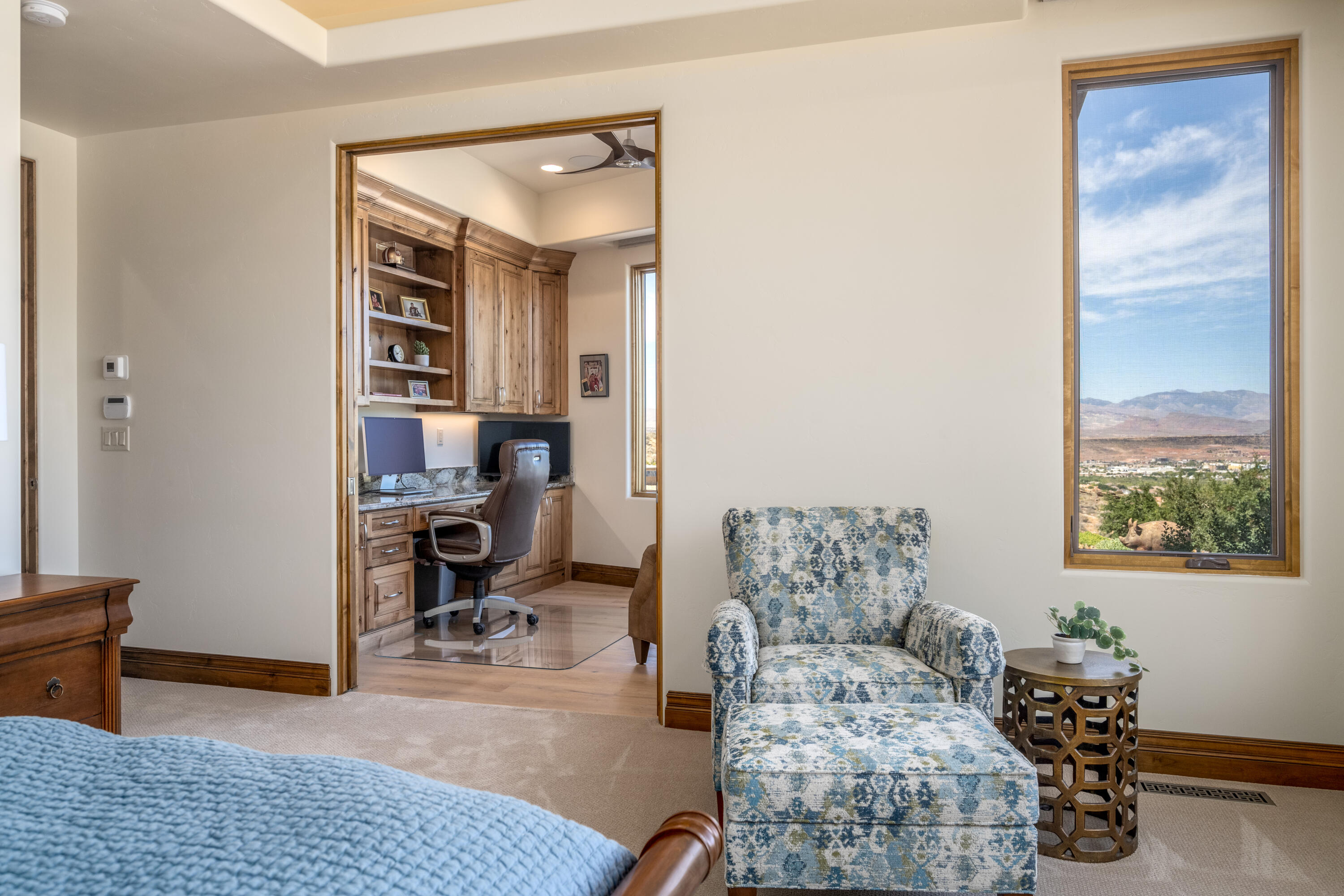 1853 E Jade DR