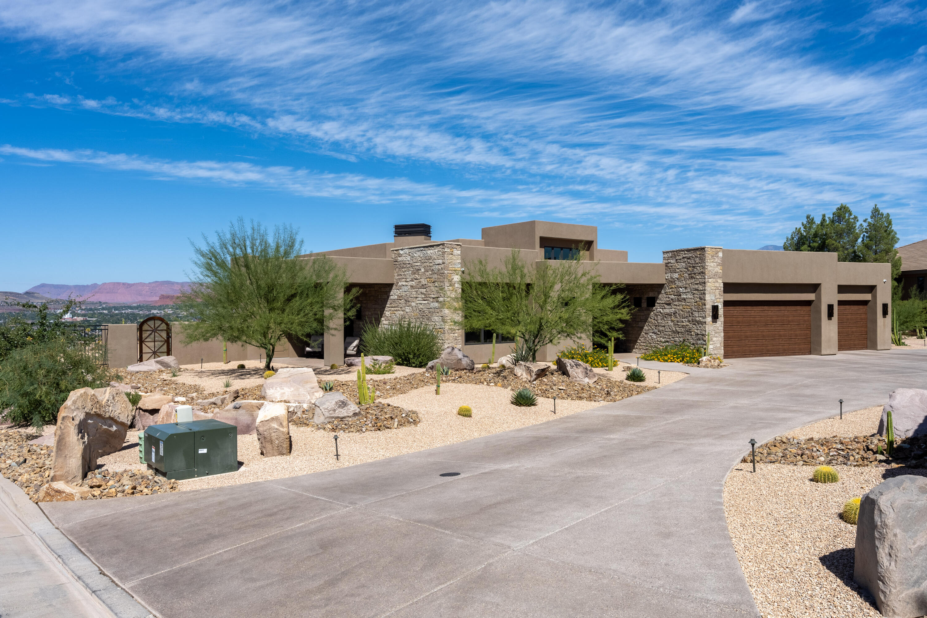1853 E Jade DR