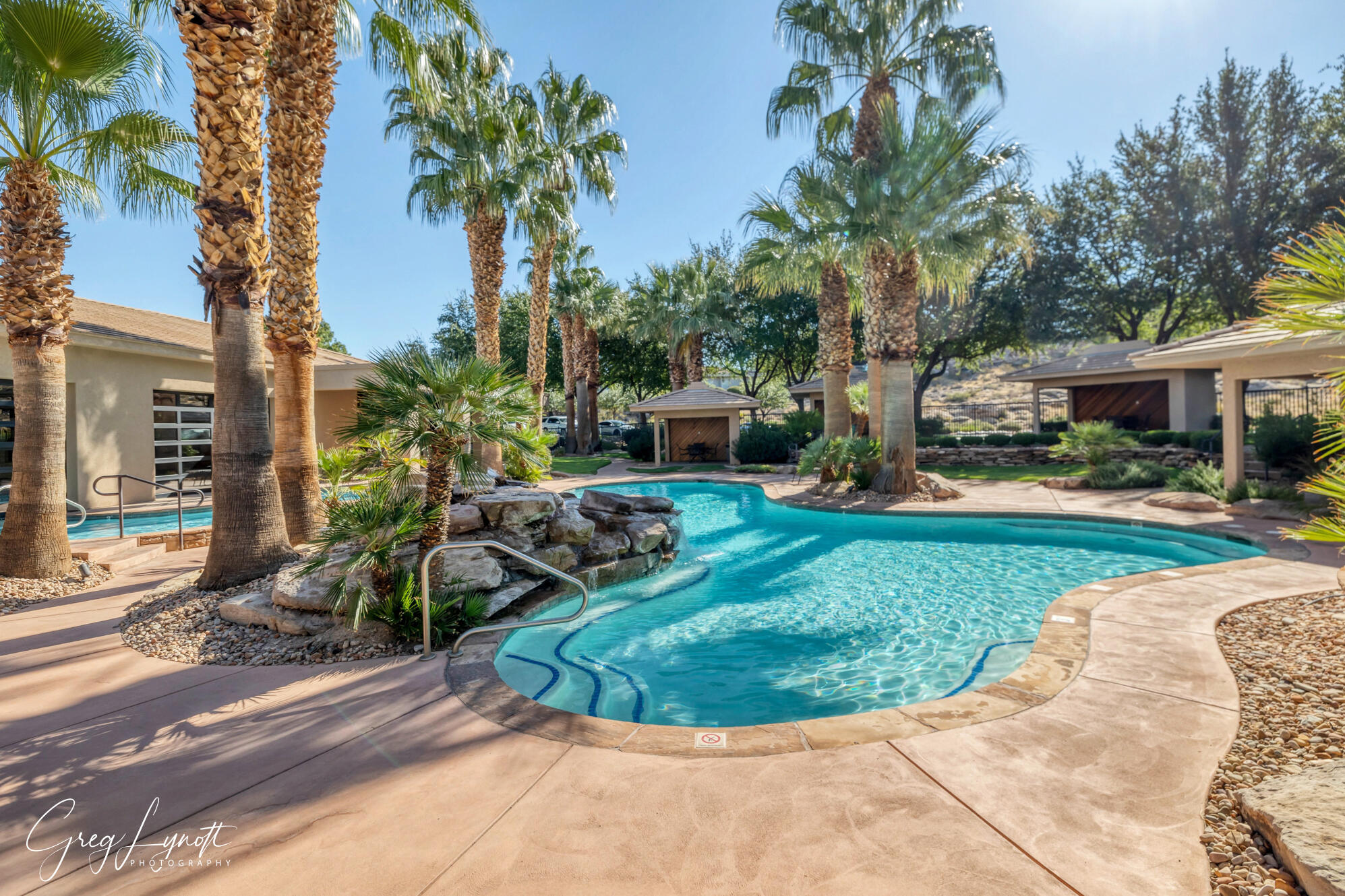 1853 E Jade DR