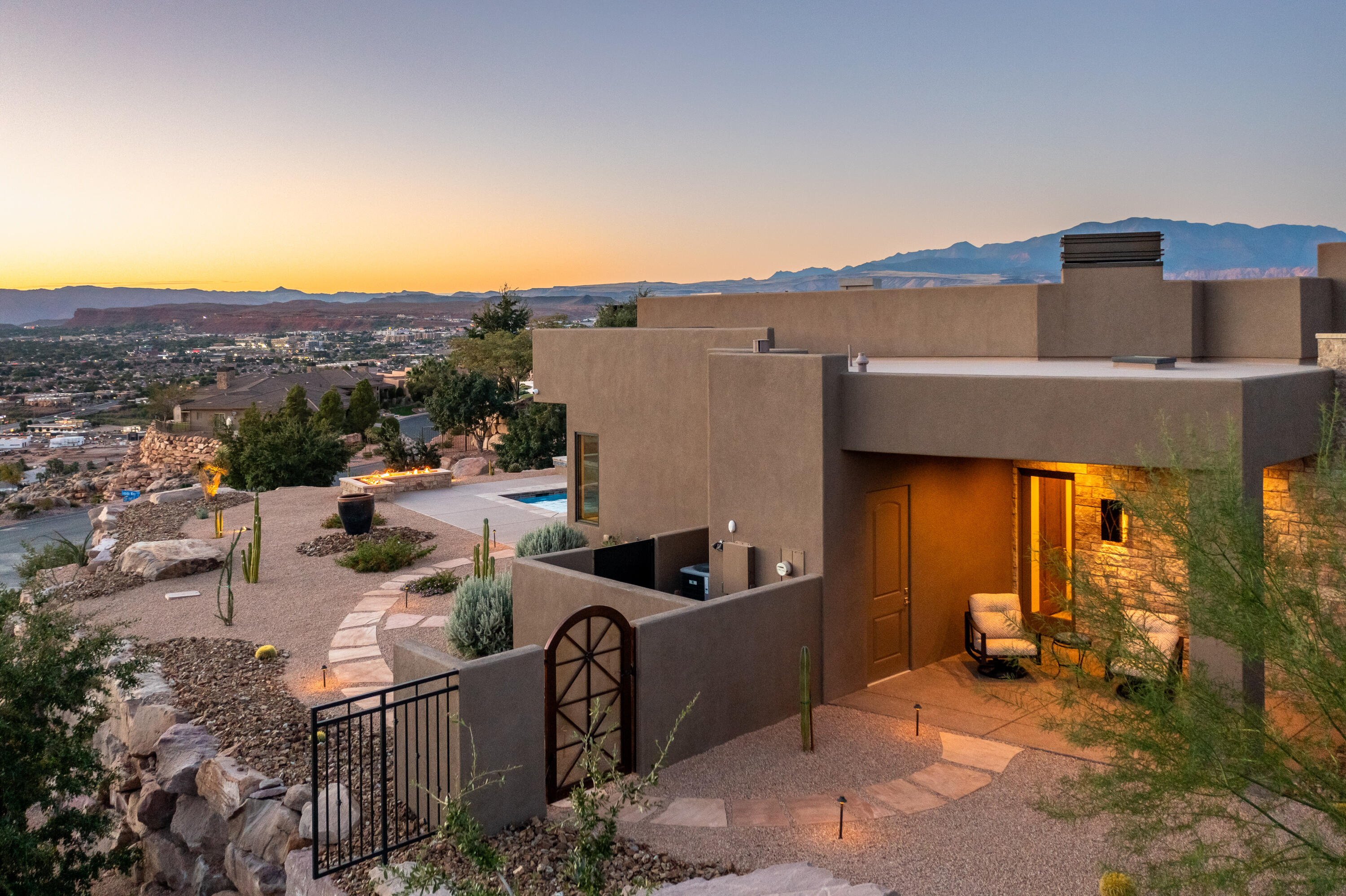 1853 E Jade DR