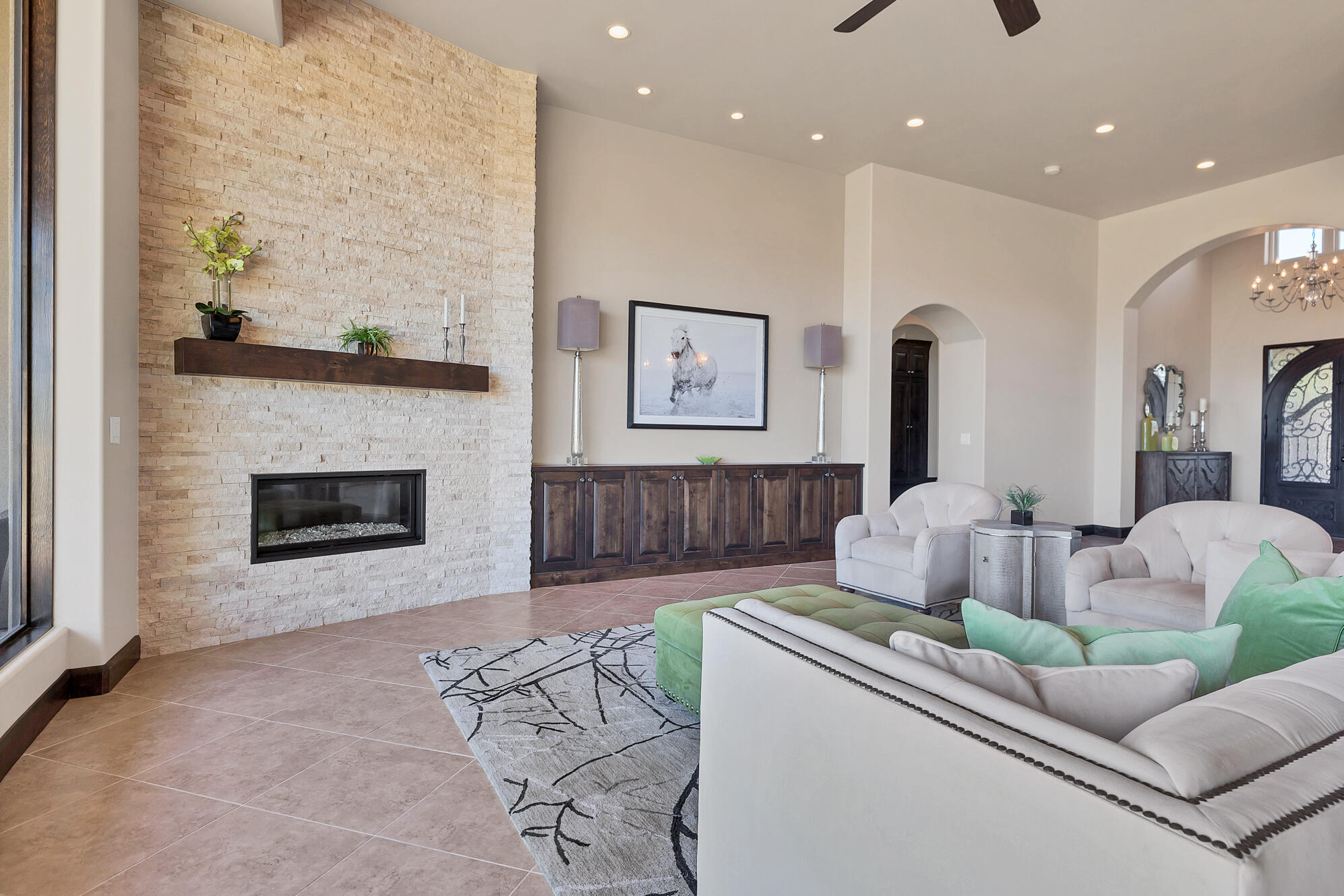 2513 E SANDATLAS CIR