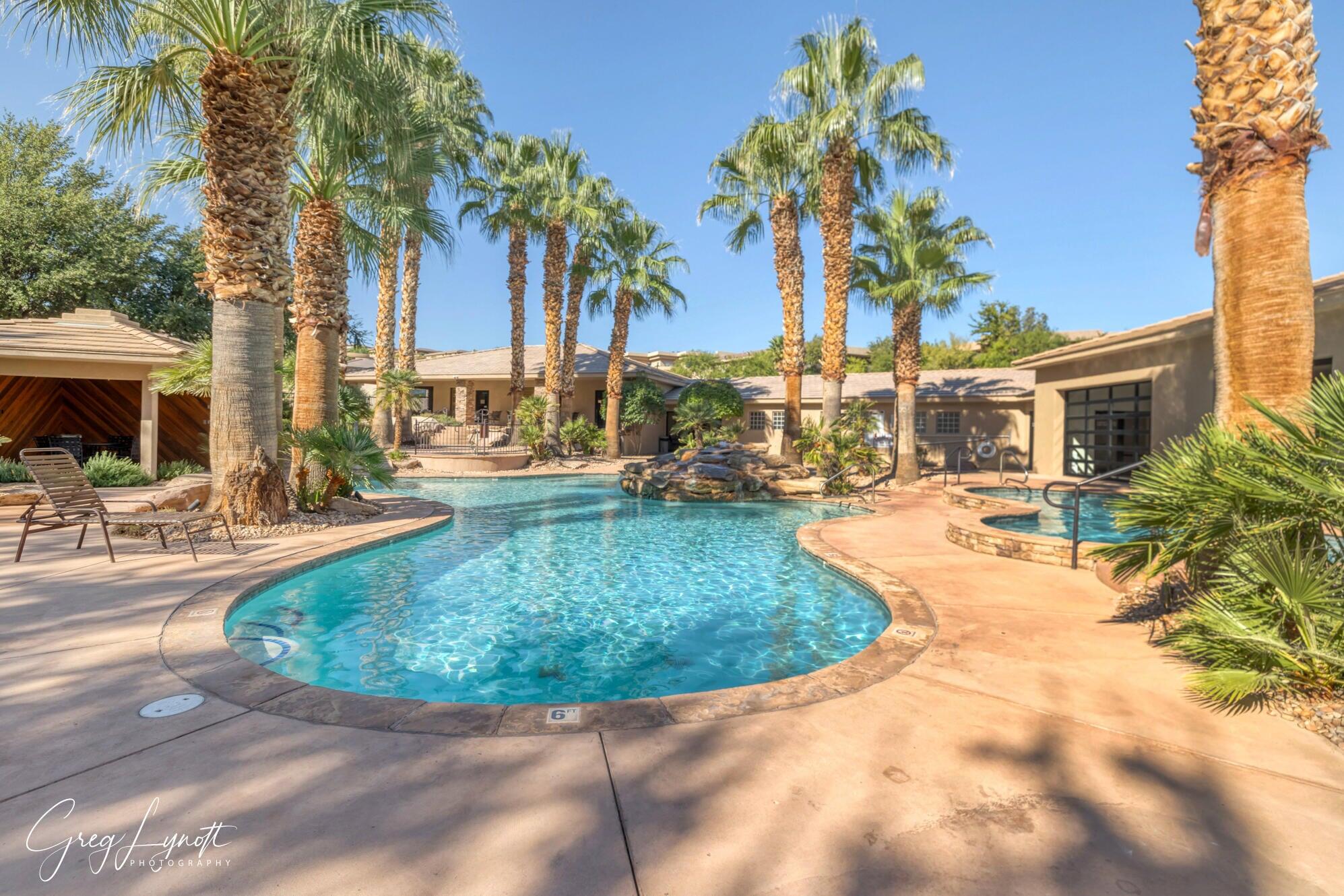 2513 E SANDATLAS CIR