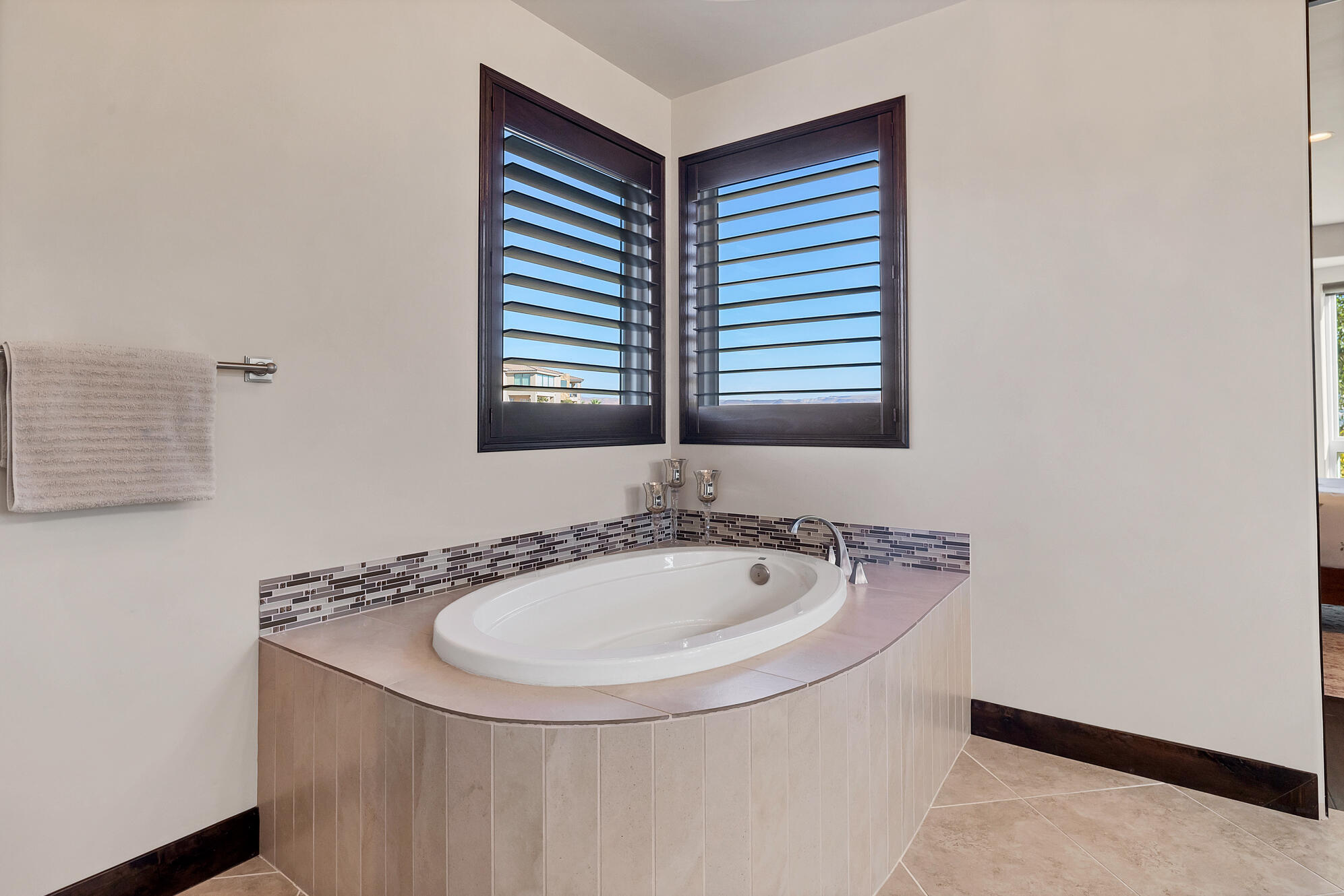 2513 E SANDATLAS CIR