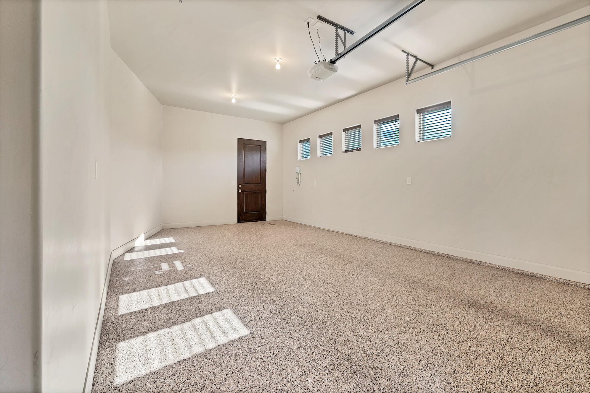 2513 E SANDATLAS CIR