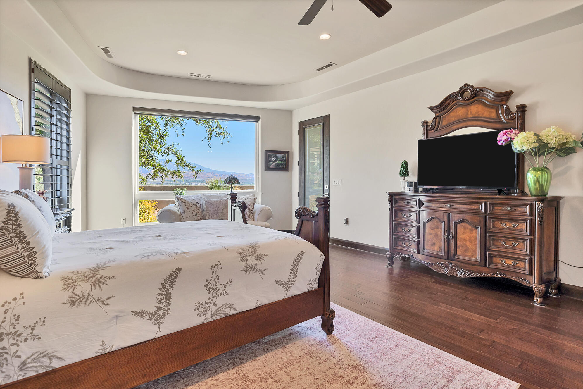 2513 E SANDATLAS CIR