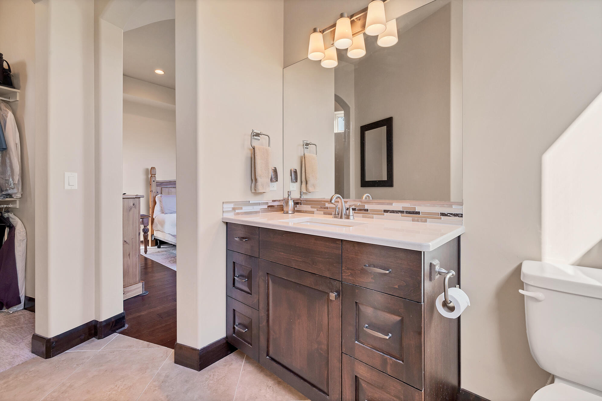 2513 E SANDATLAS CIR