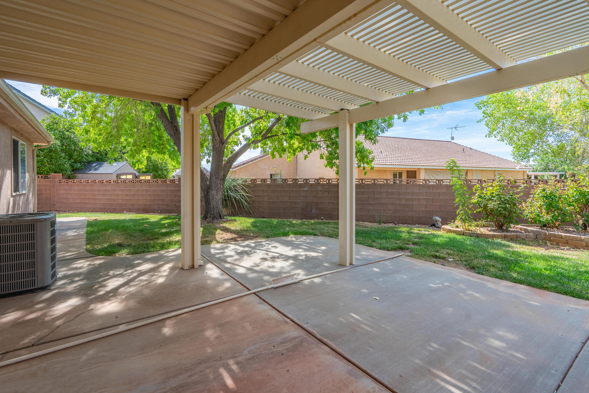 3719 Windmill DR