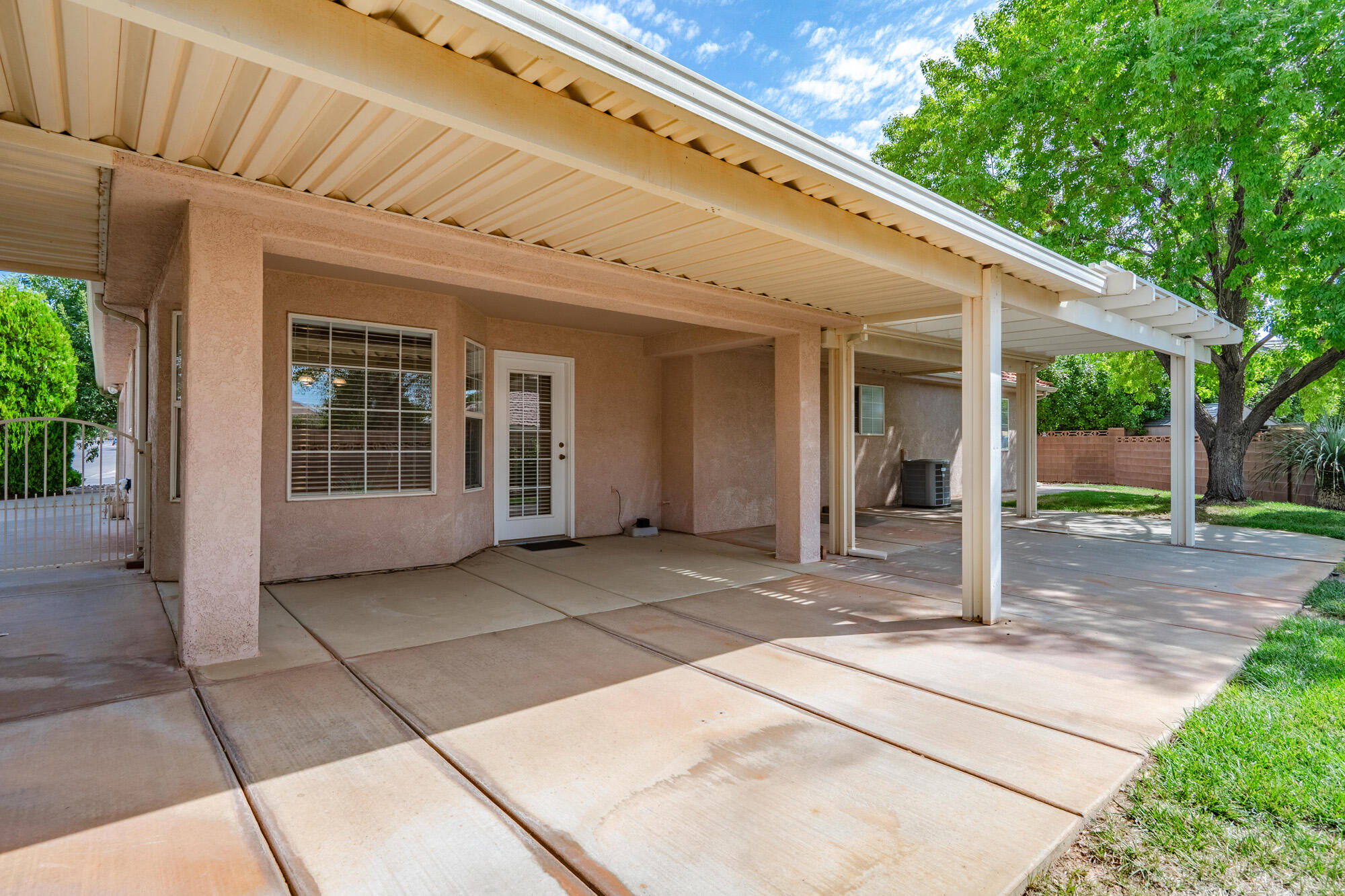3719 Windmill DR
