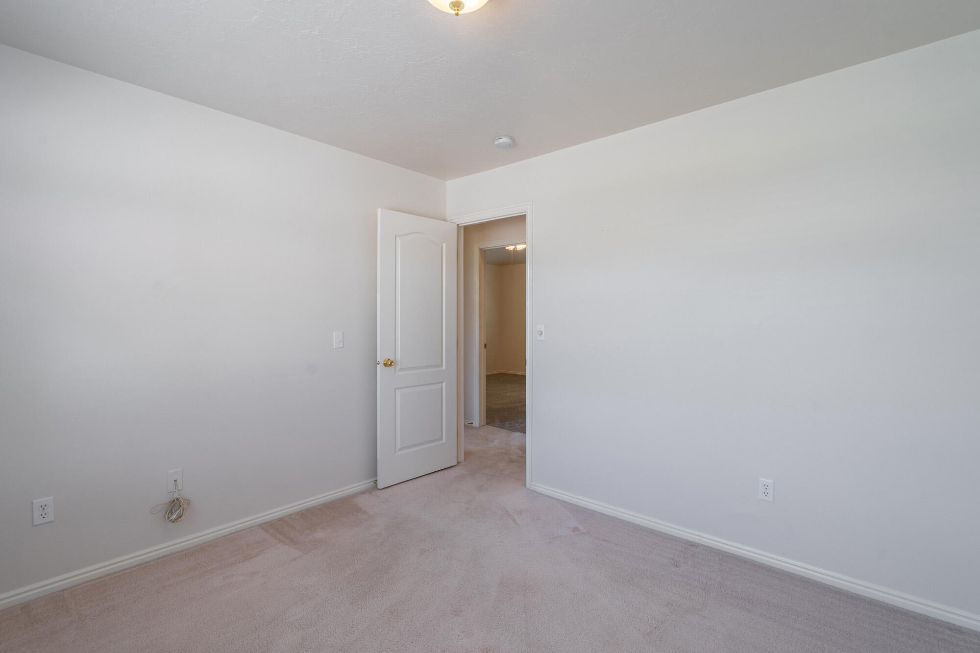 3719 Windmill DR