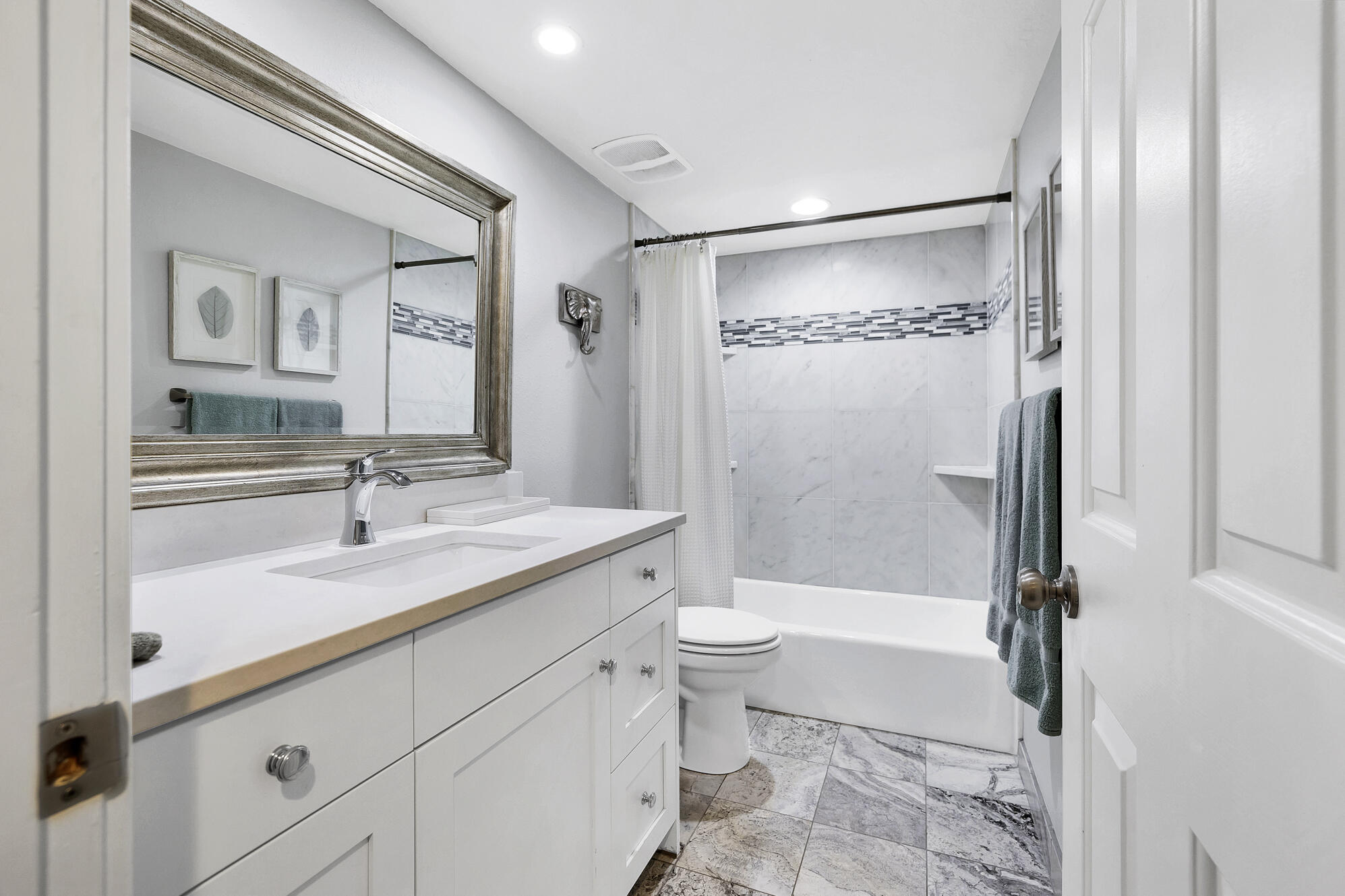 1845 W CANYON VIEW Unit: #1502