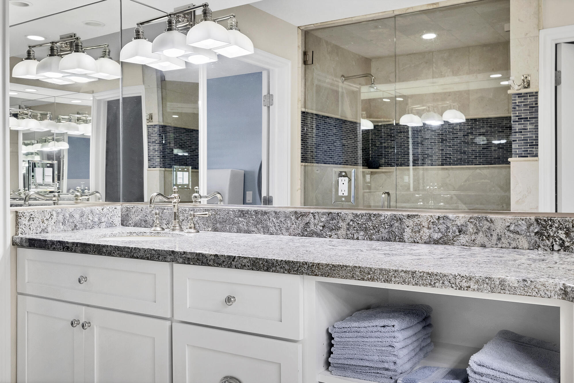 1845 W CANYON VIEW Unit: #1503