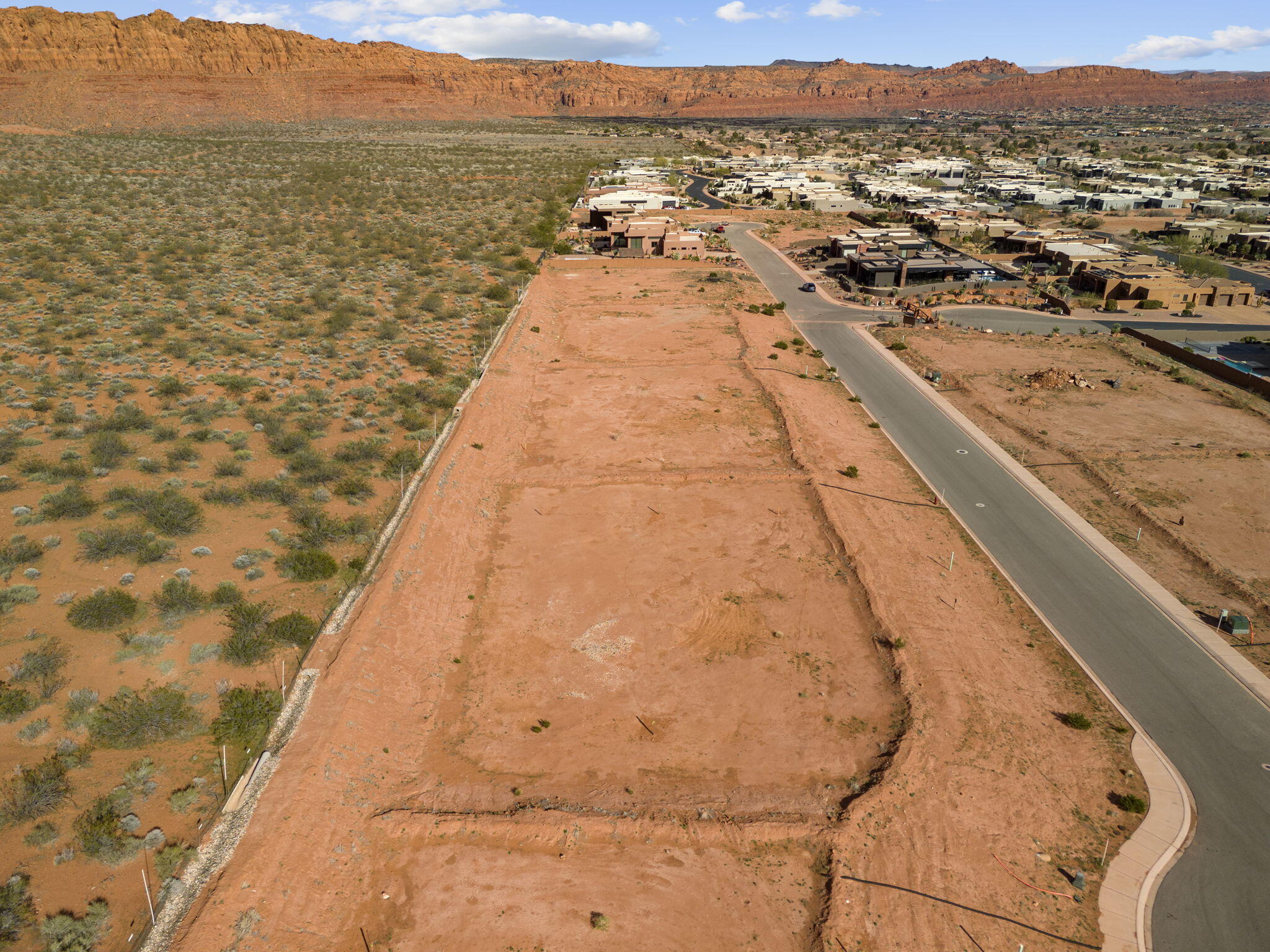 463 E Red Desert Trail