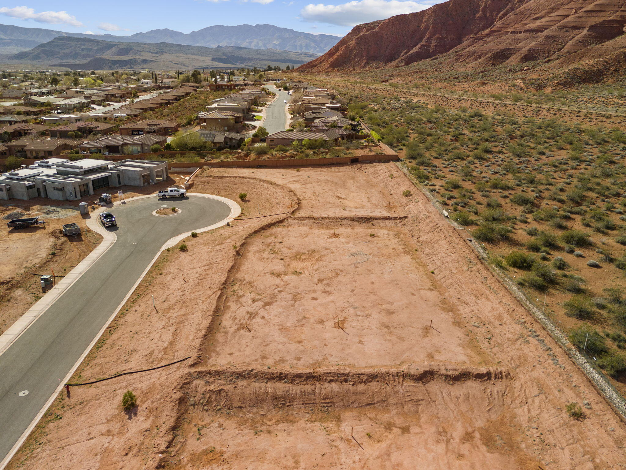 463 E Red Desert Trail