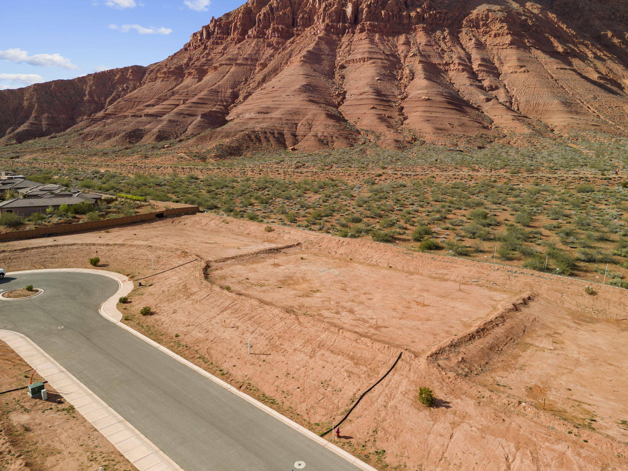 463 E Red Desert Trail