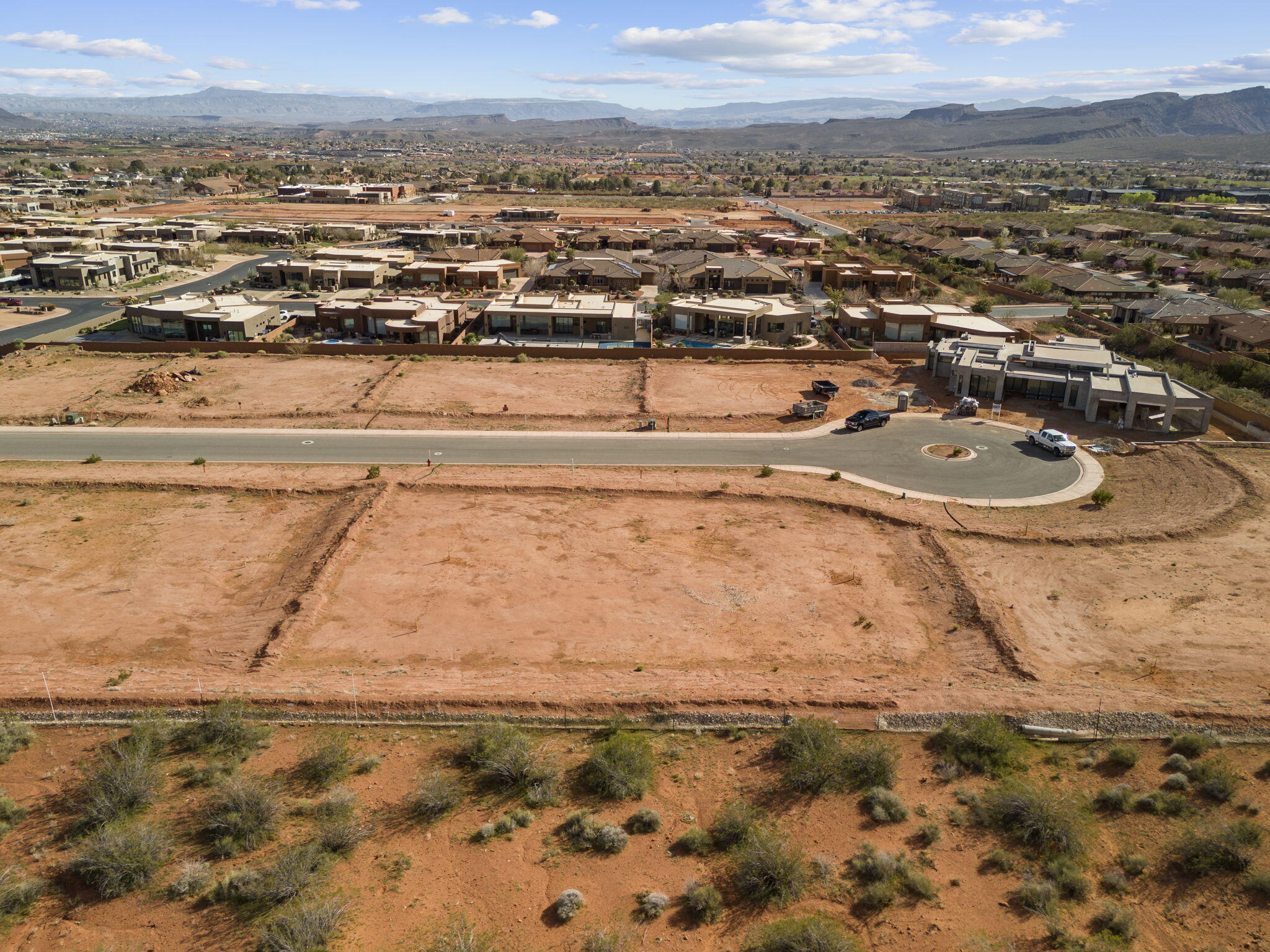 463 E Red Desert Trail