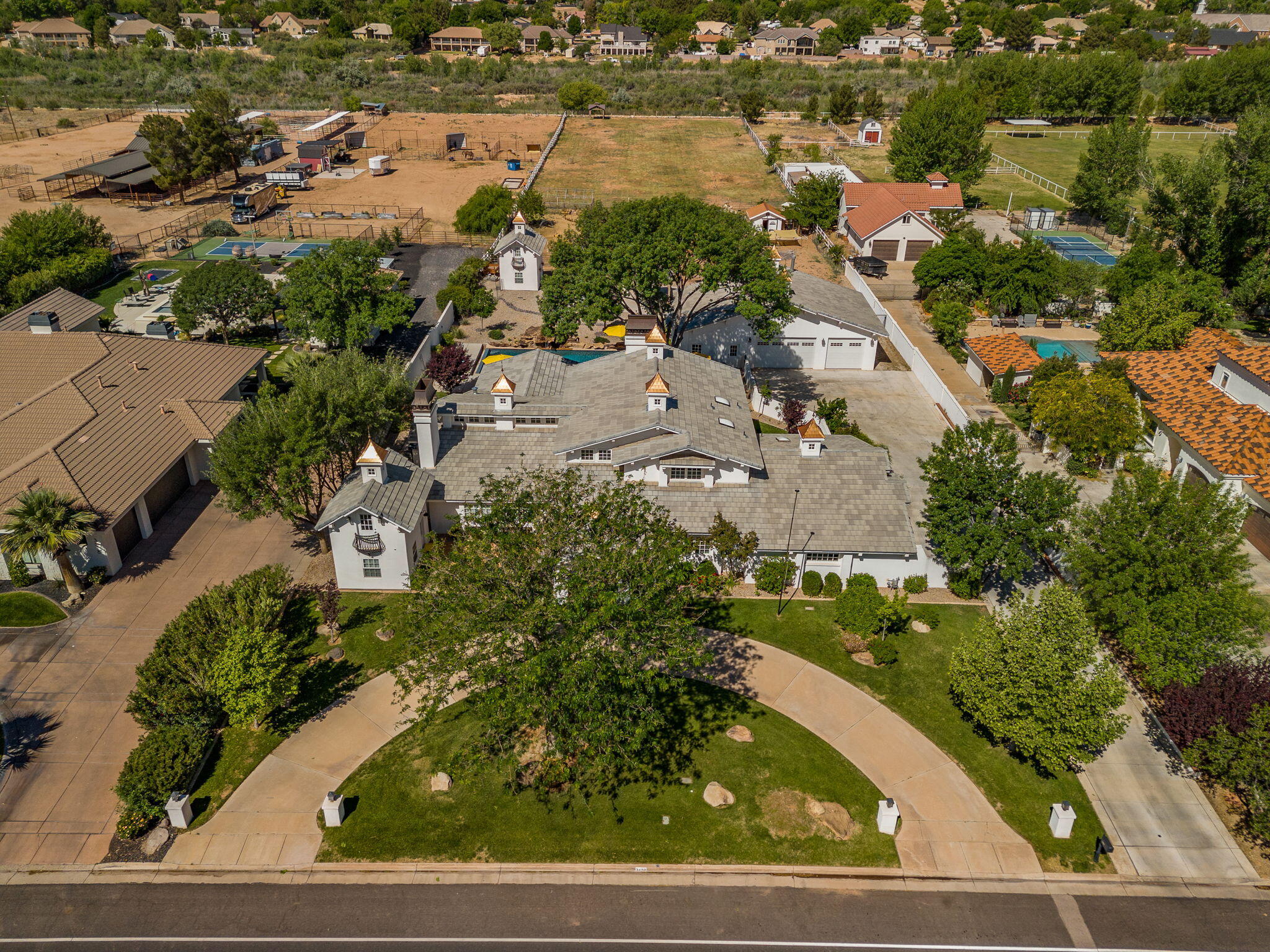 3498 S SUGAR LEO RD