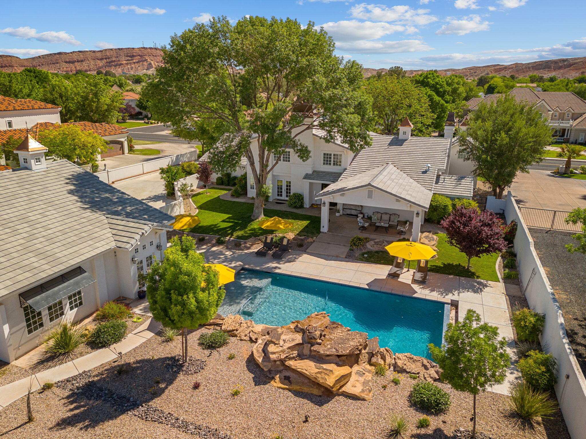 3498 S SUGAR LEO RD