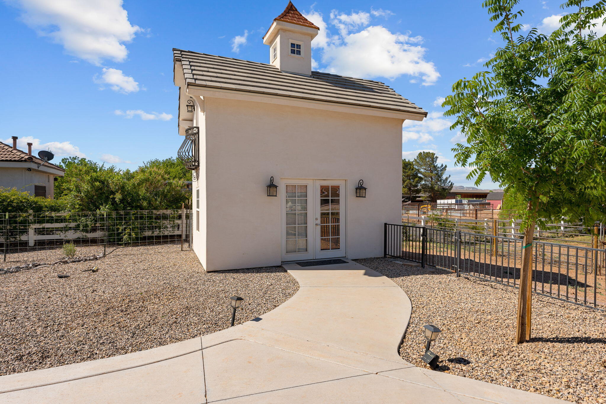 3498 S SUGAR LEO RD
