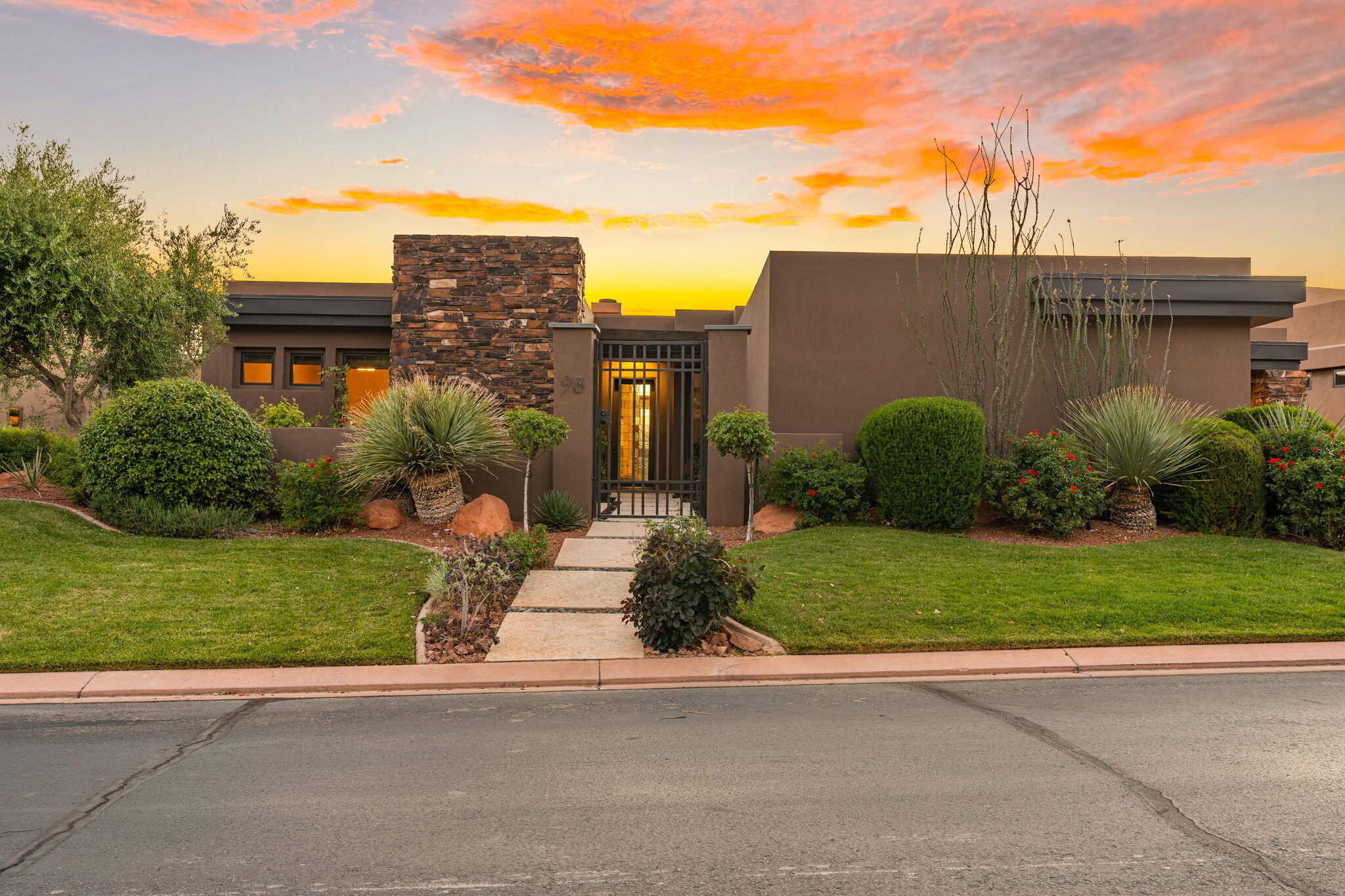 3052 Snow Canyon Parkway 98