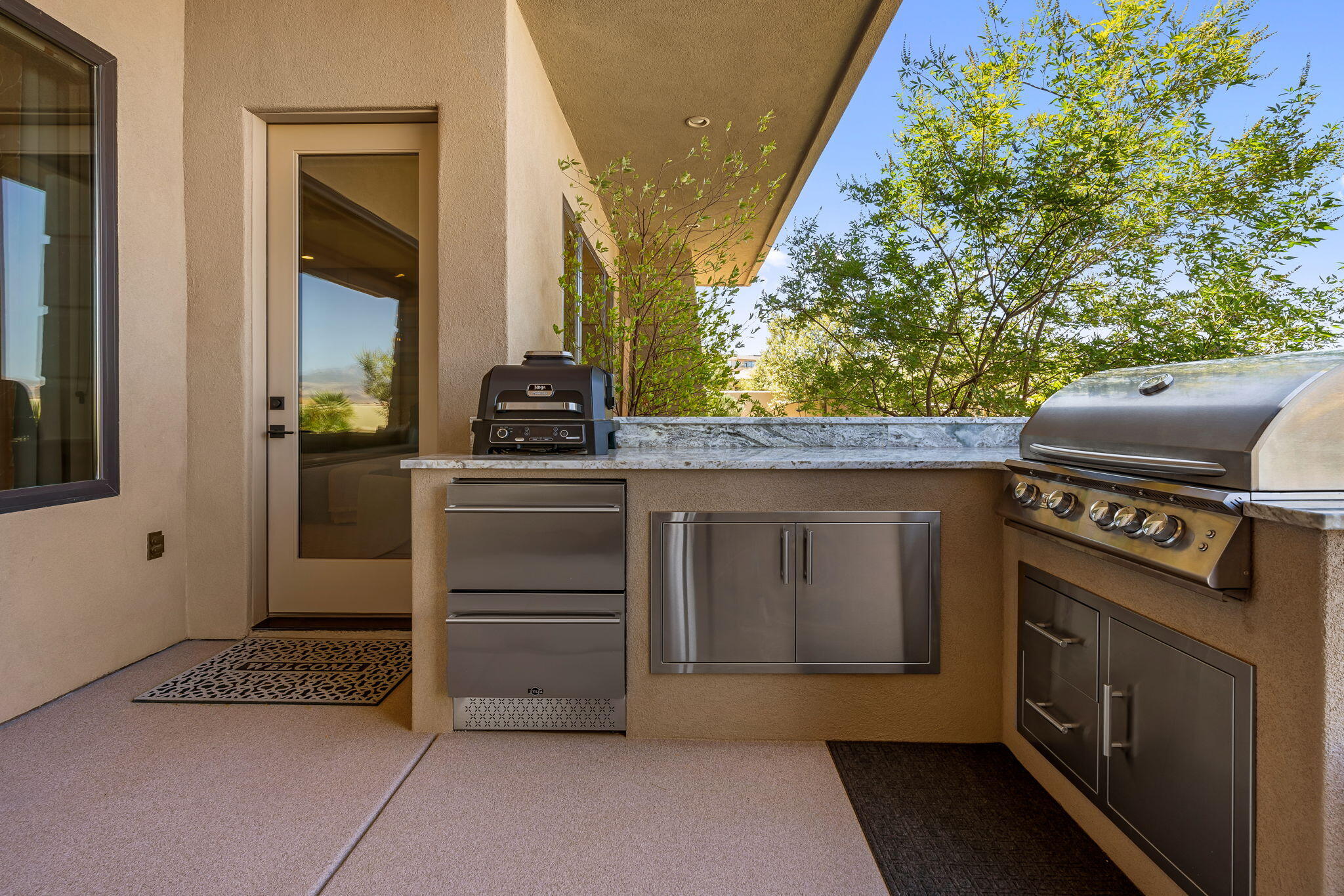 2579 E Cobalt DR