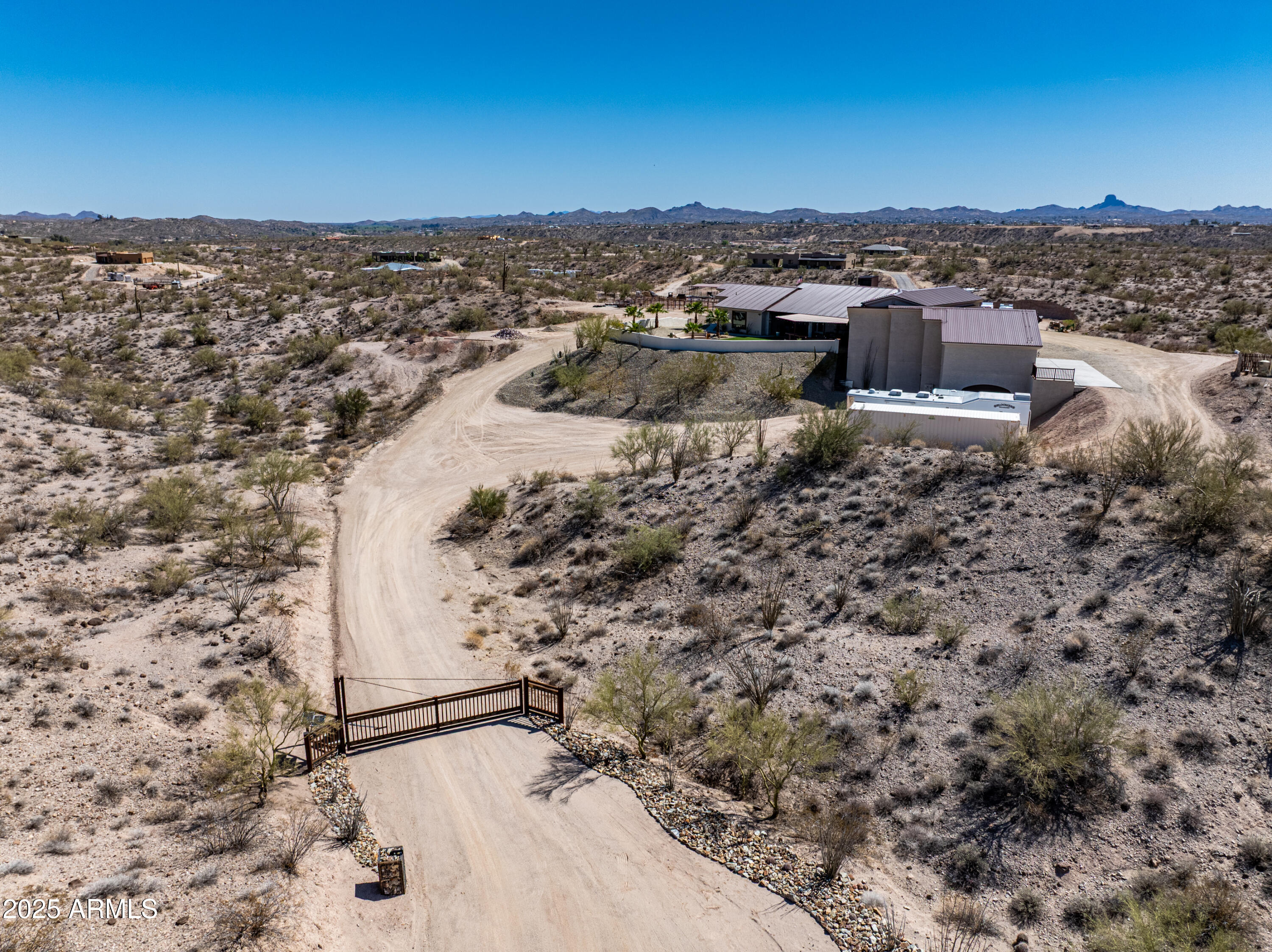 1555 W CABALLOS Trail