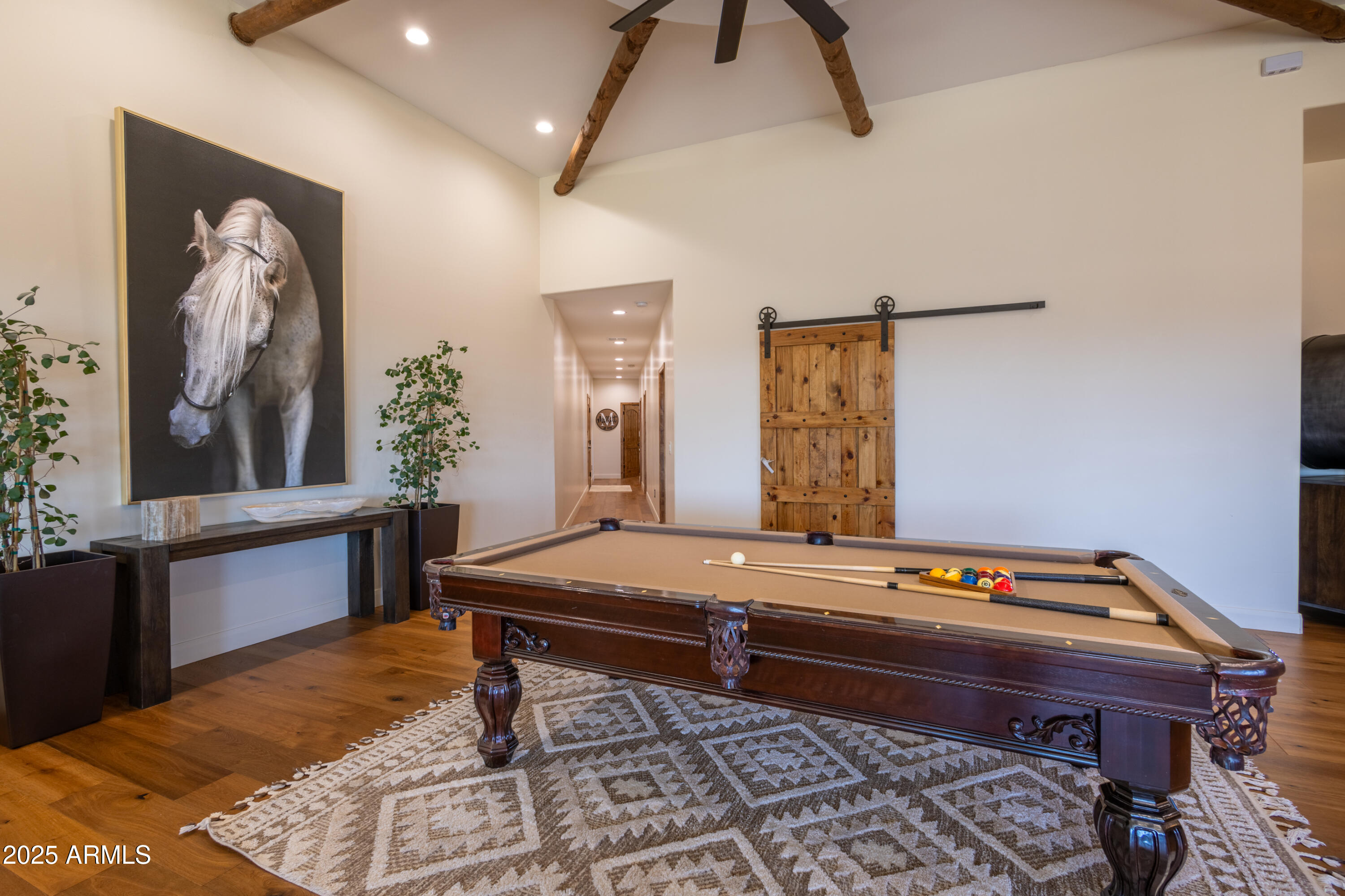 1555 W CABALLOS Trail