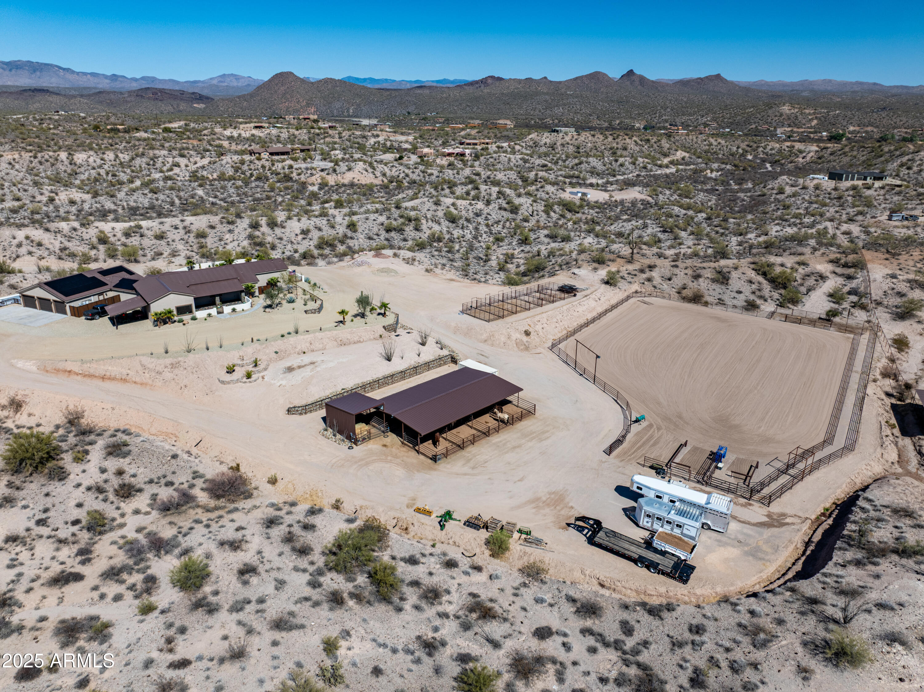 1555 W CABALLOS Trail