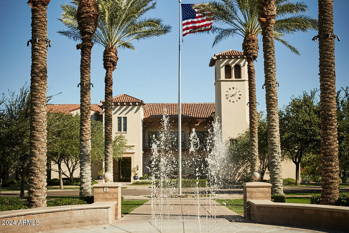 20382 W Campbell Avenue