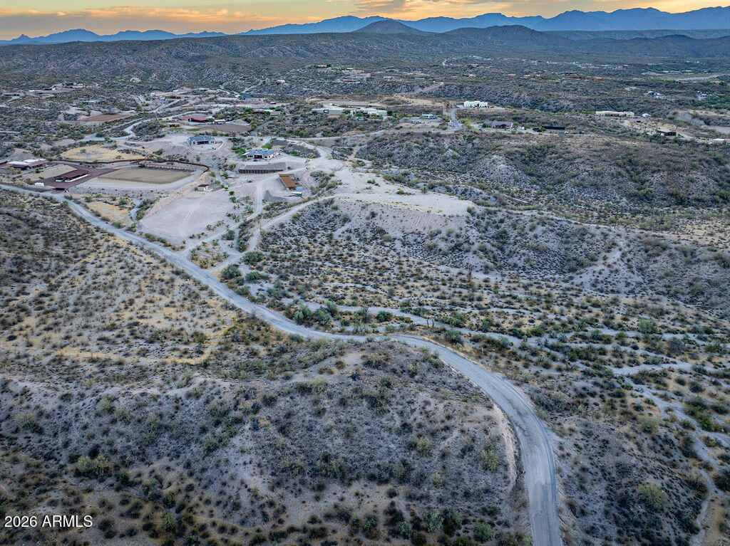 - N Grantham Hills Trail -