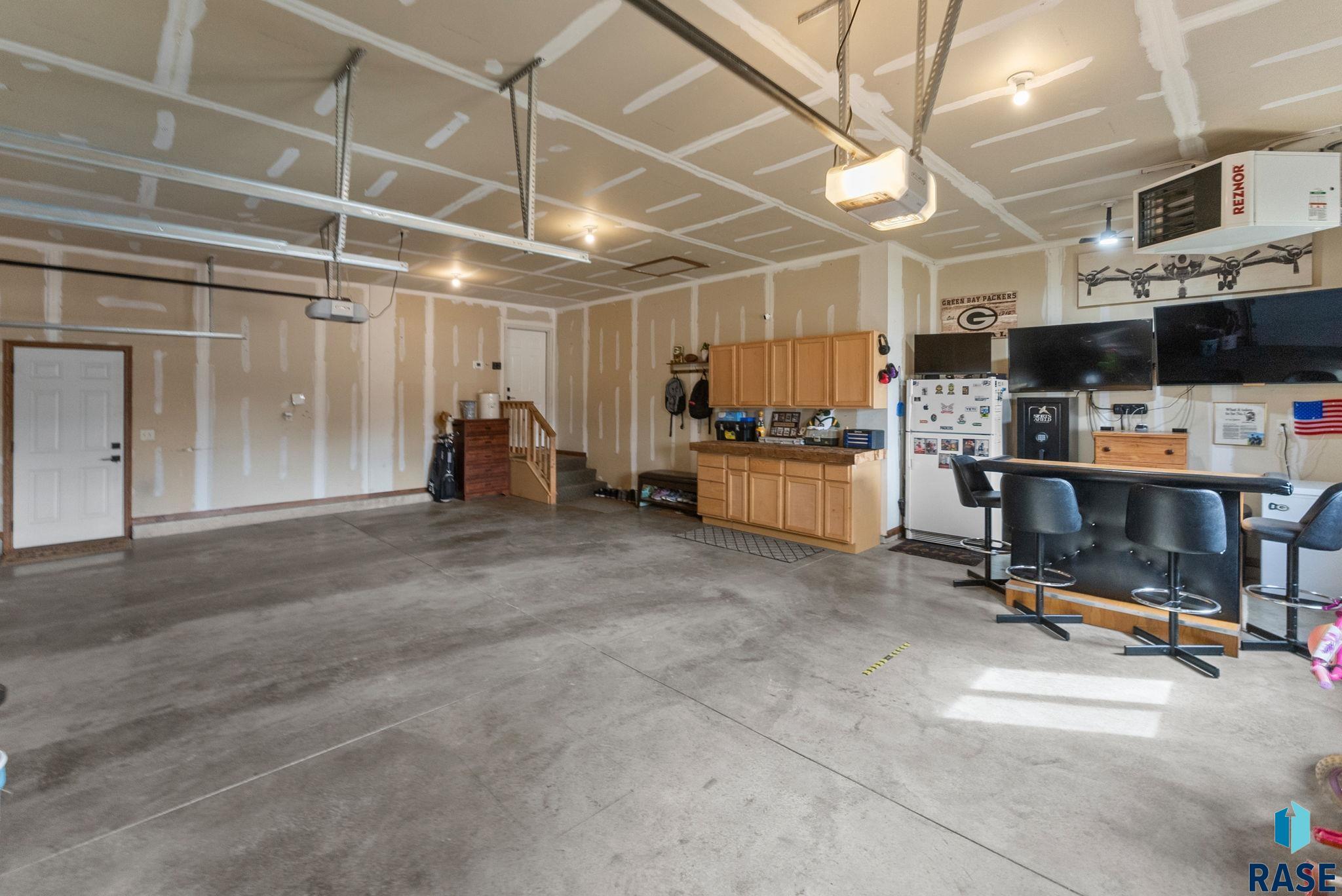 2701 E Palmer St