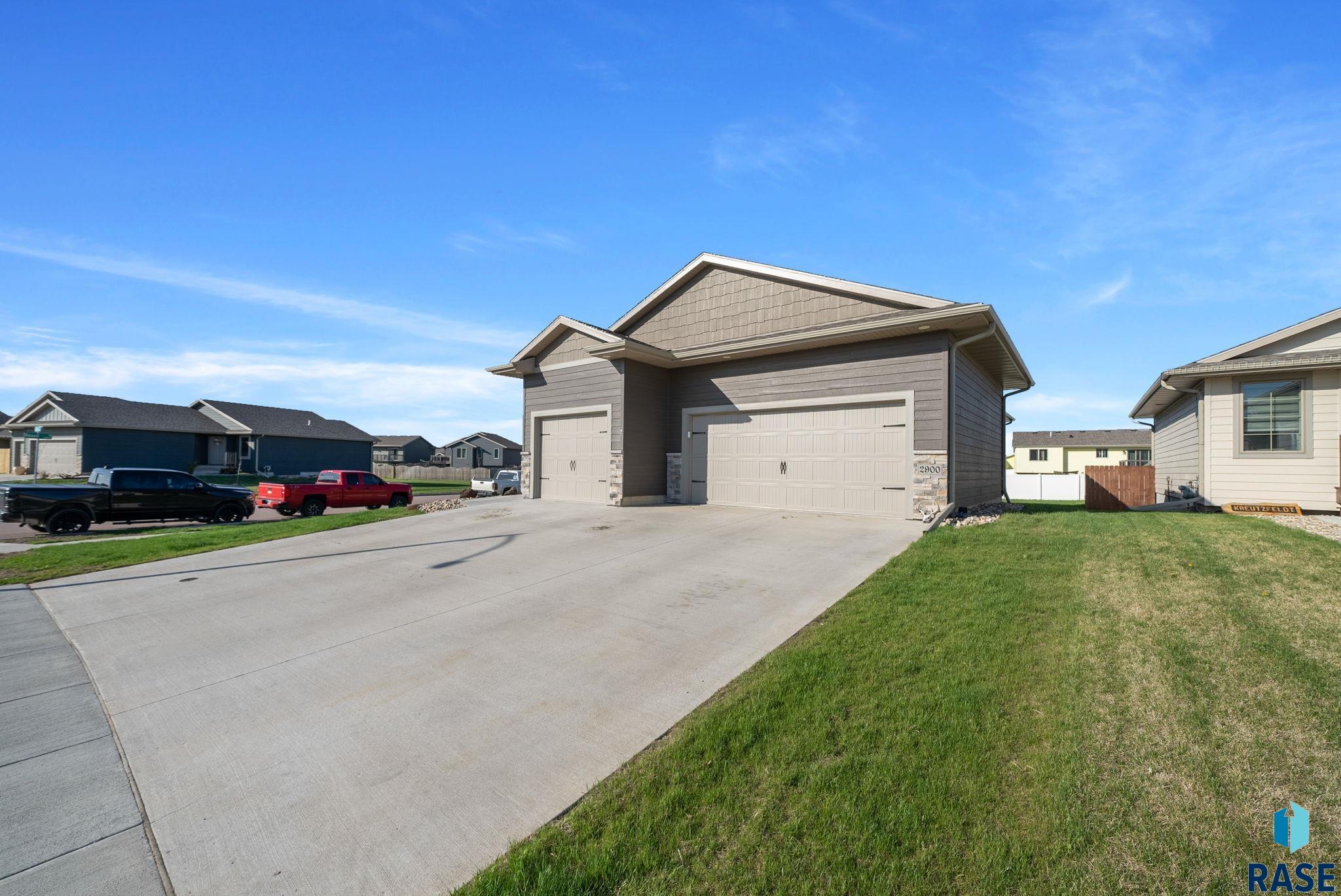 2900 S Lana Dr