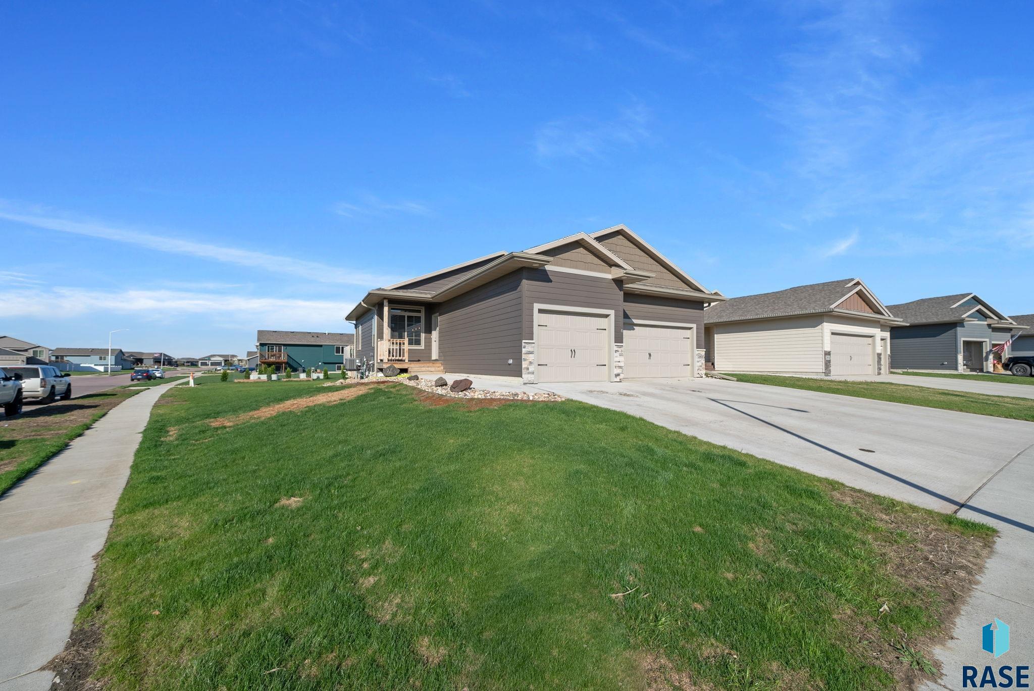 2900 S Lana Dr