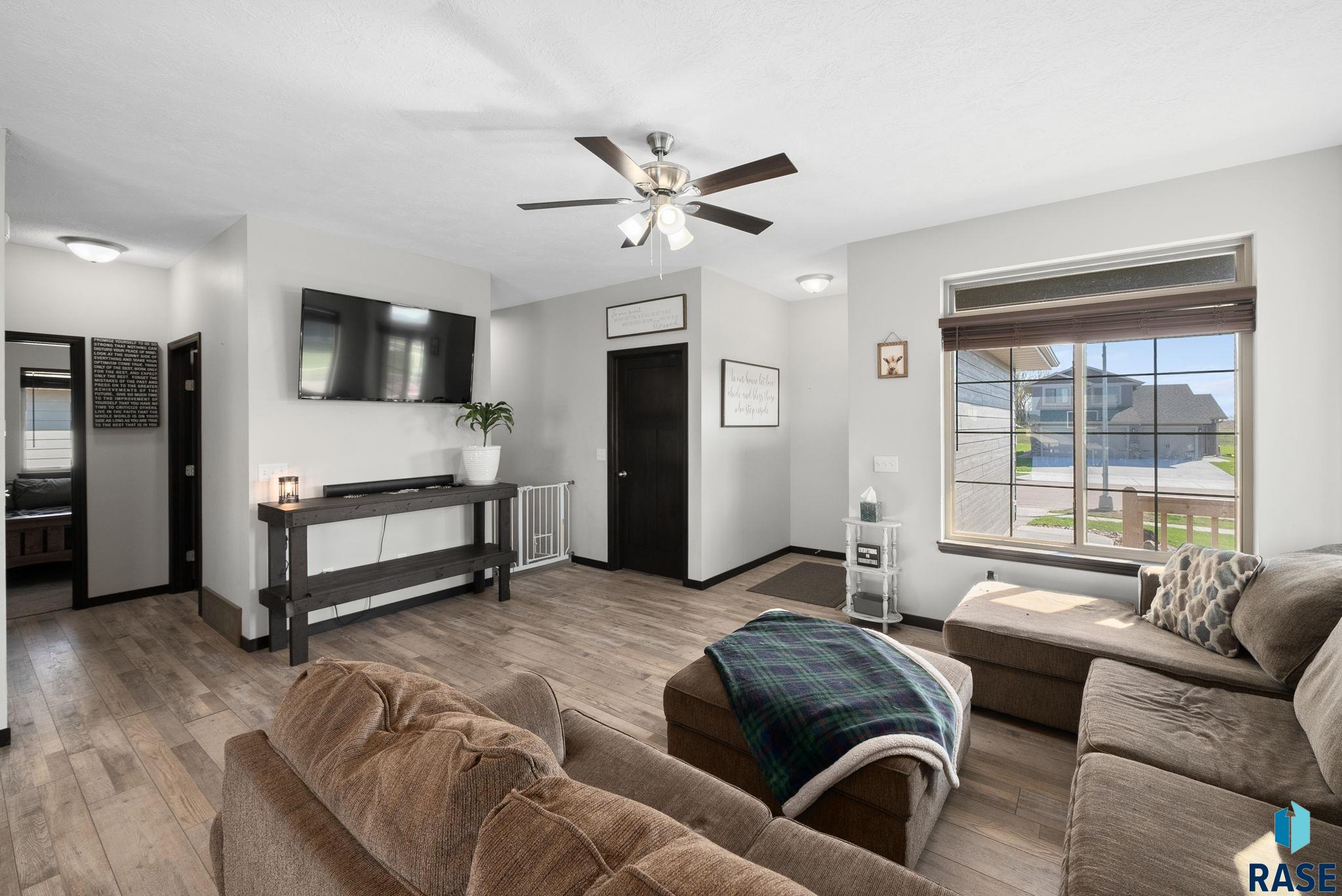 2900 S Lana Dr