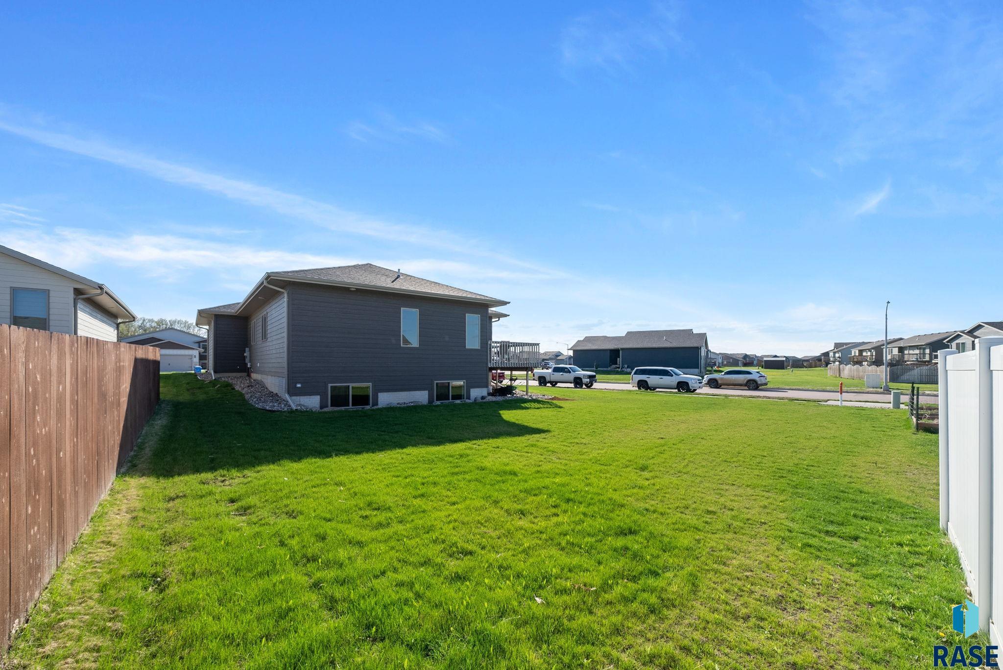 2900 S Lana Dr