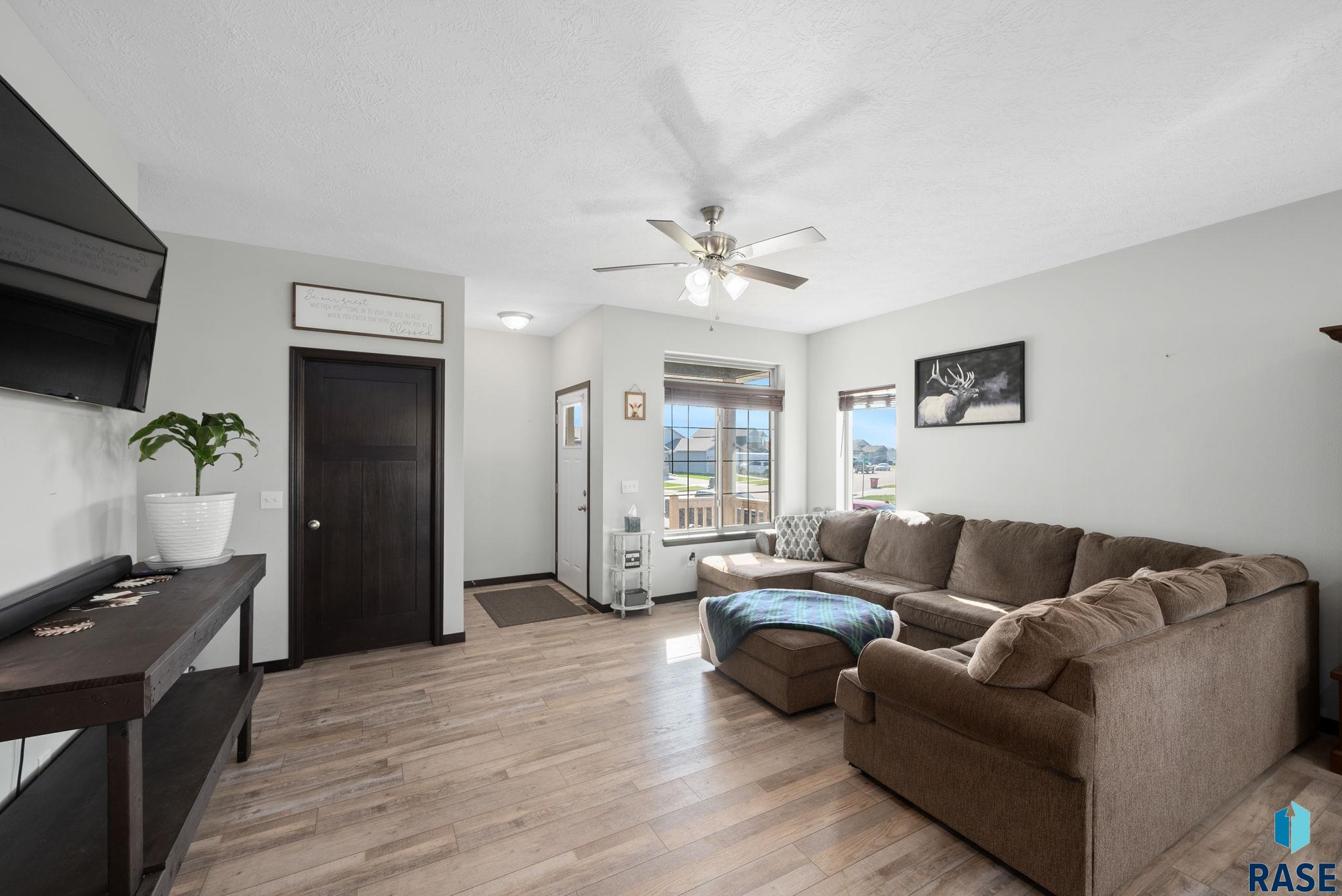 2900 S Lana Dr