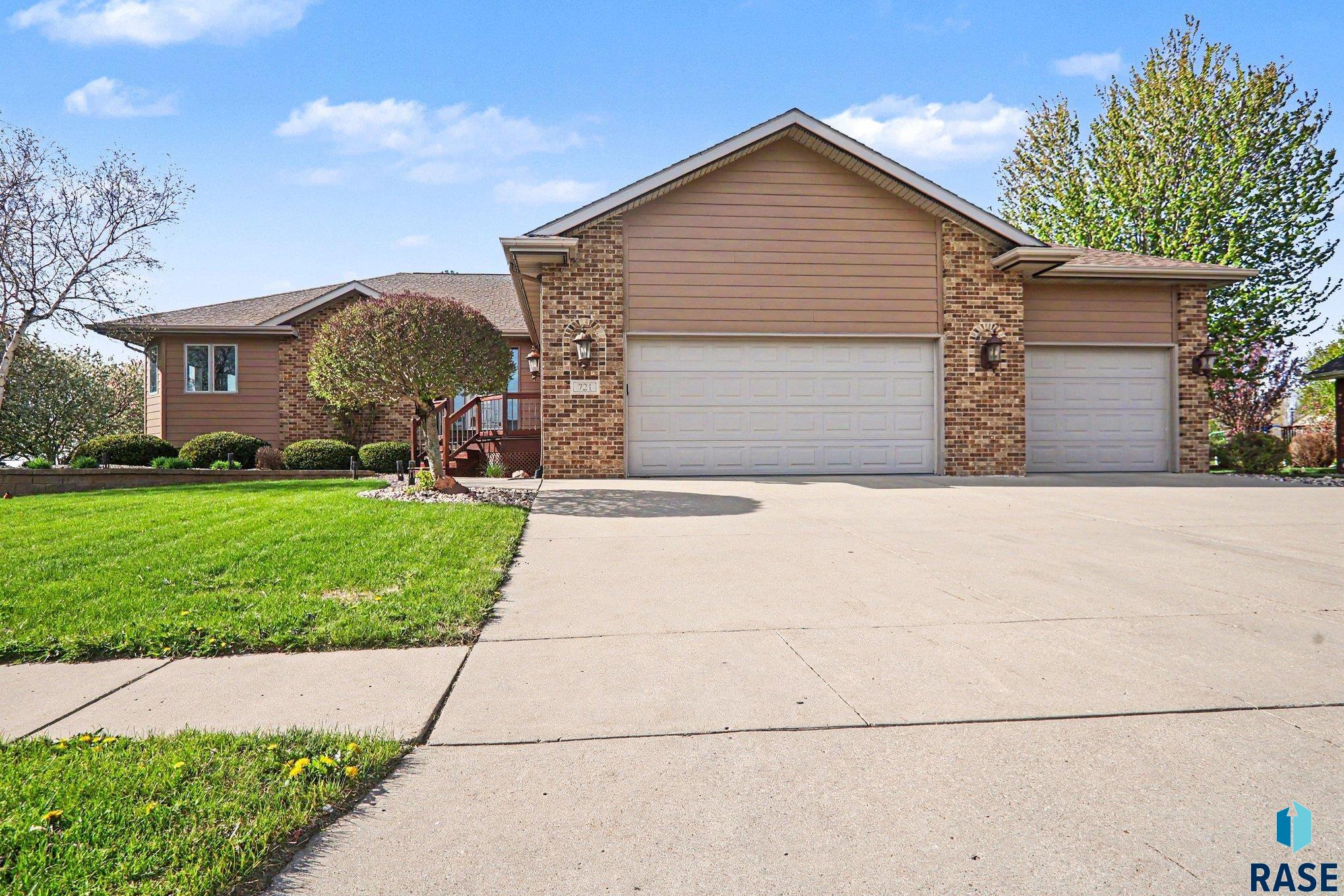 721 Britz Dr