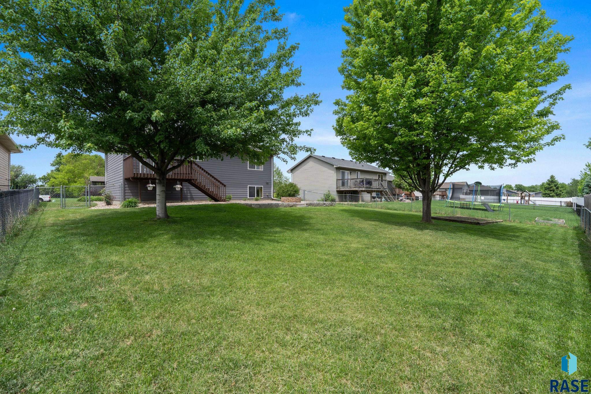 3904 S Klein Ave