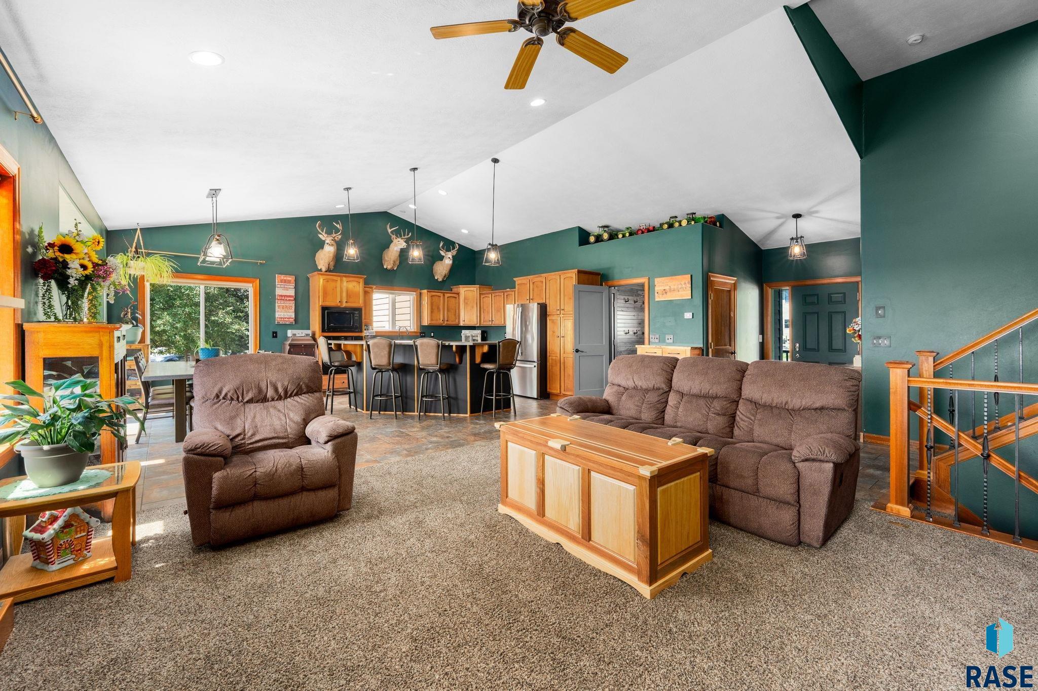 1516 N Maynard Ln