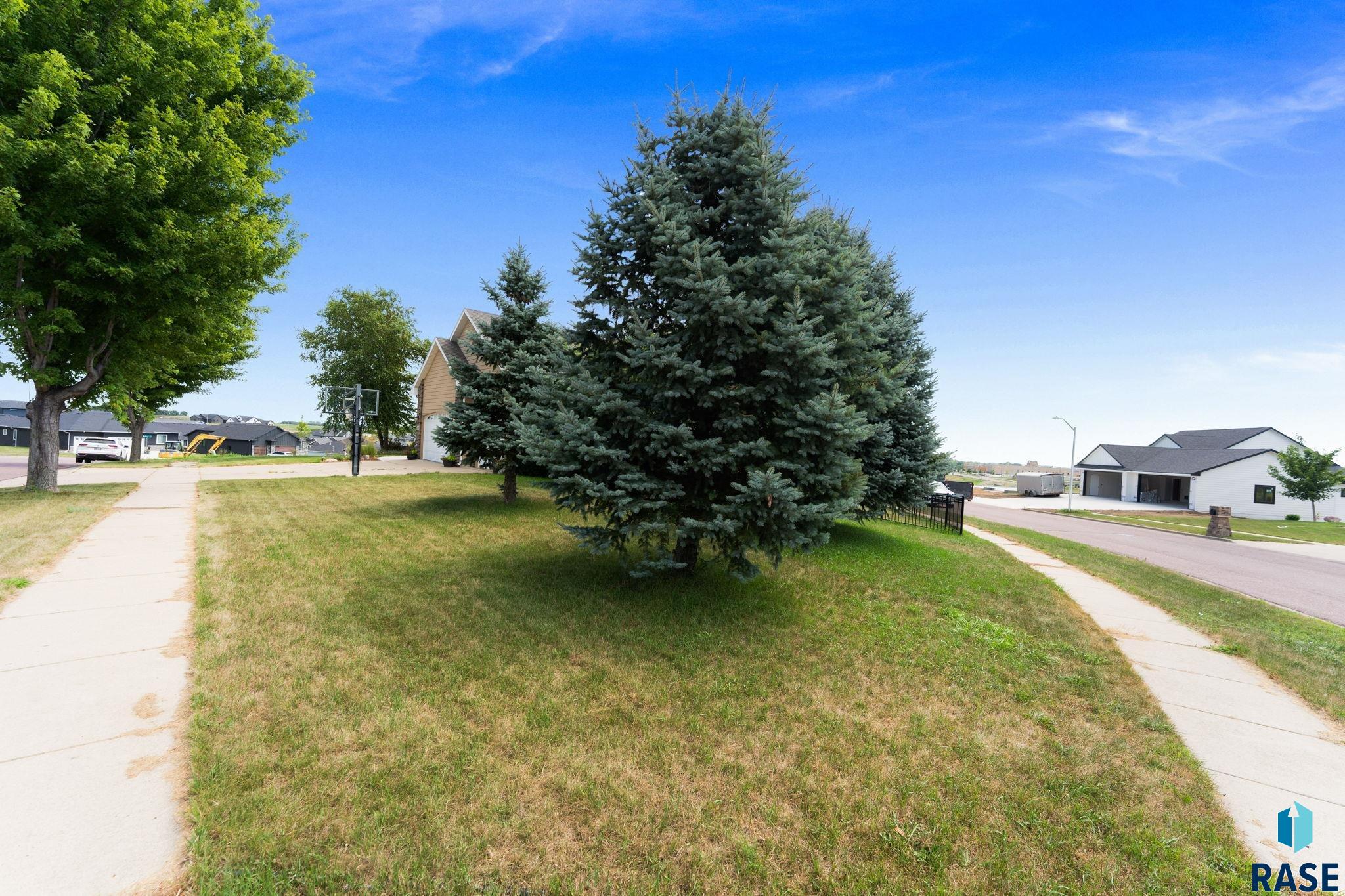 1516 N Maynard Ln