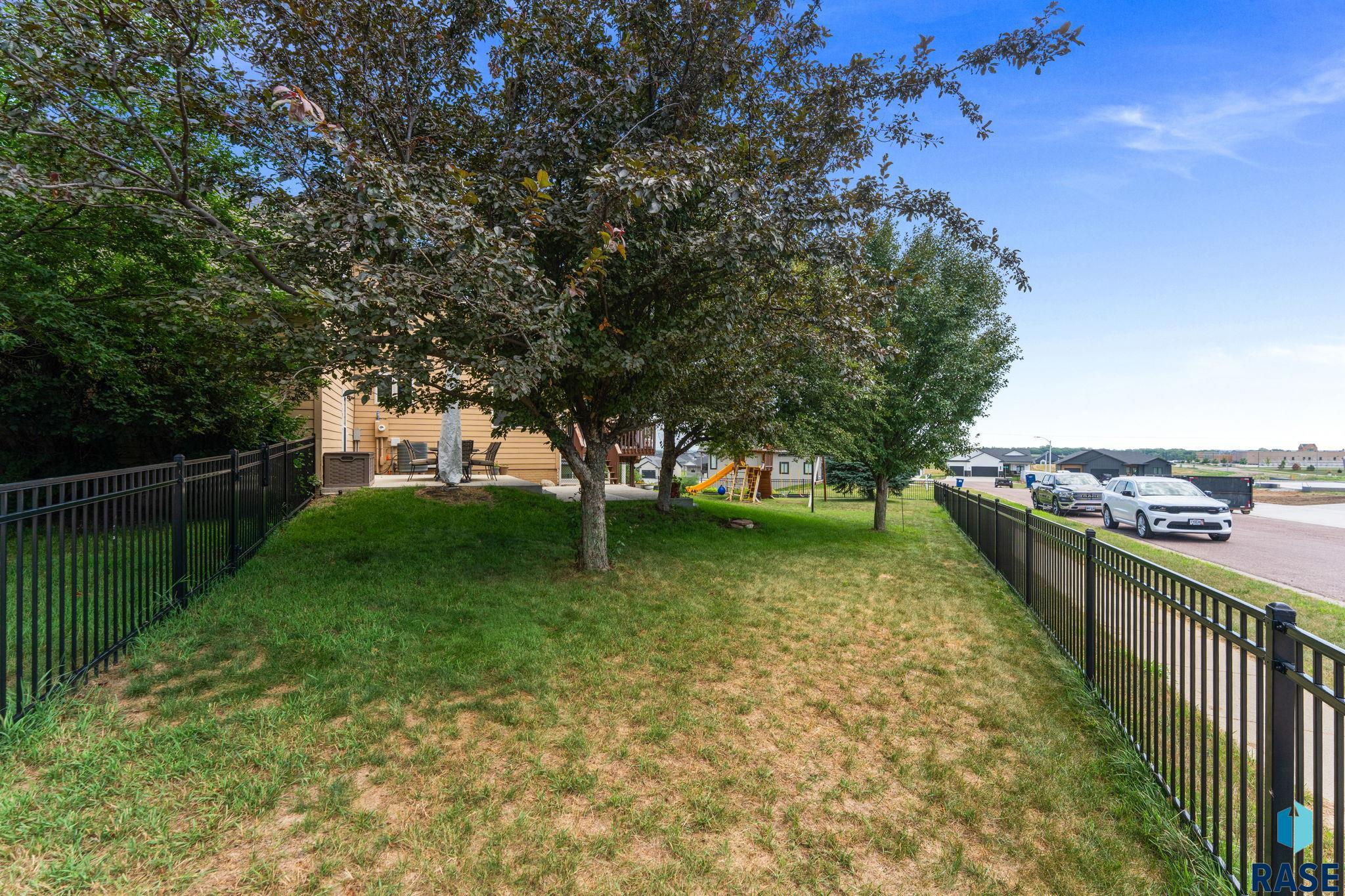 1516 N Maynard Ln