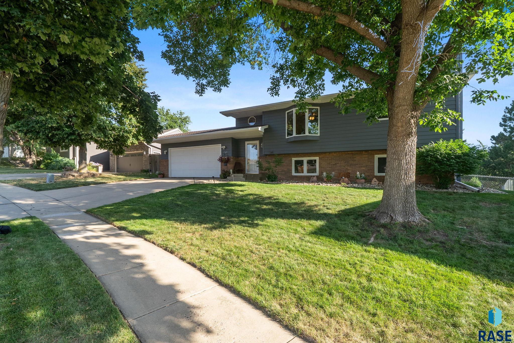 1224 S Dunham Cir