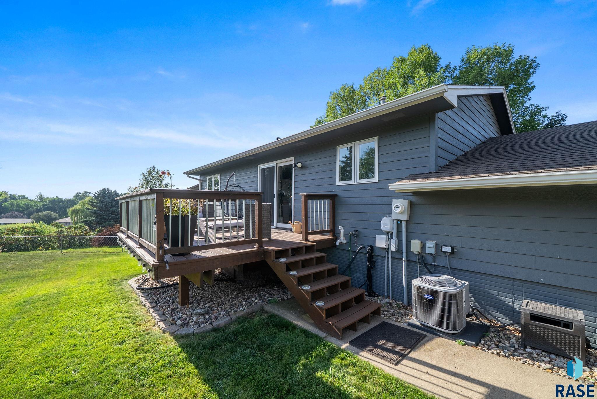 1224 S Dunham Cir