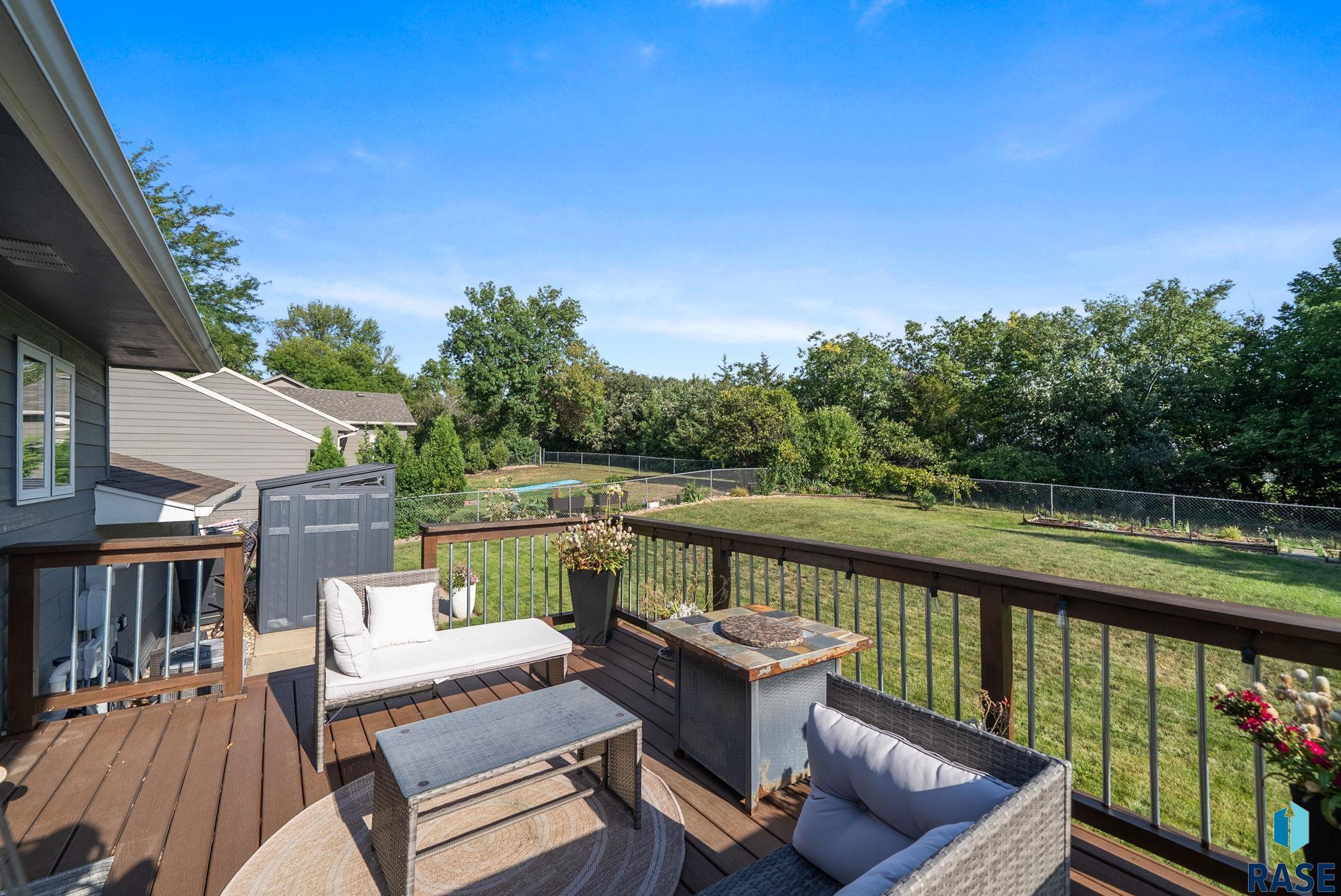 1224 S Dunham Cir