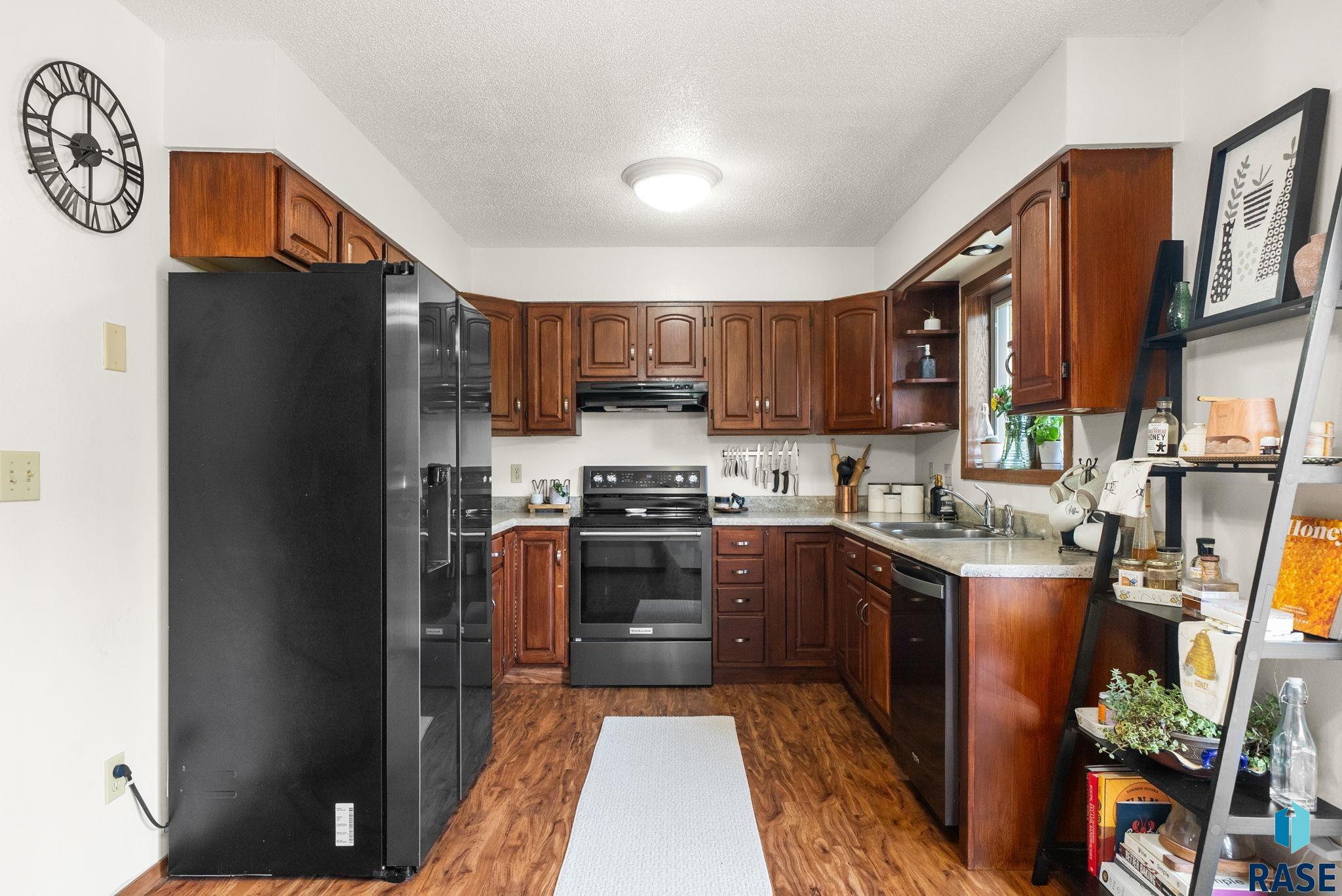1224 S Dunham Cir