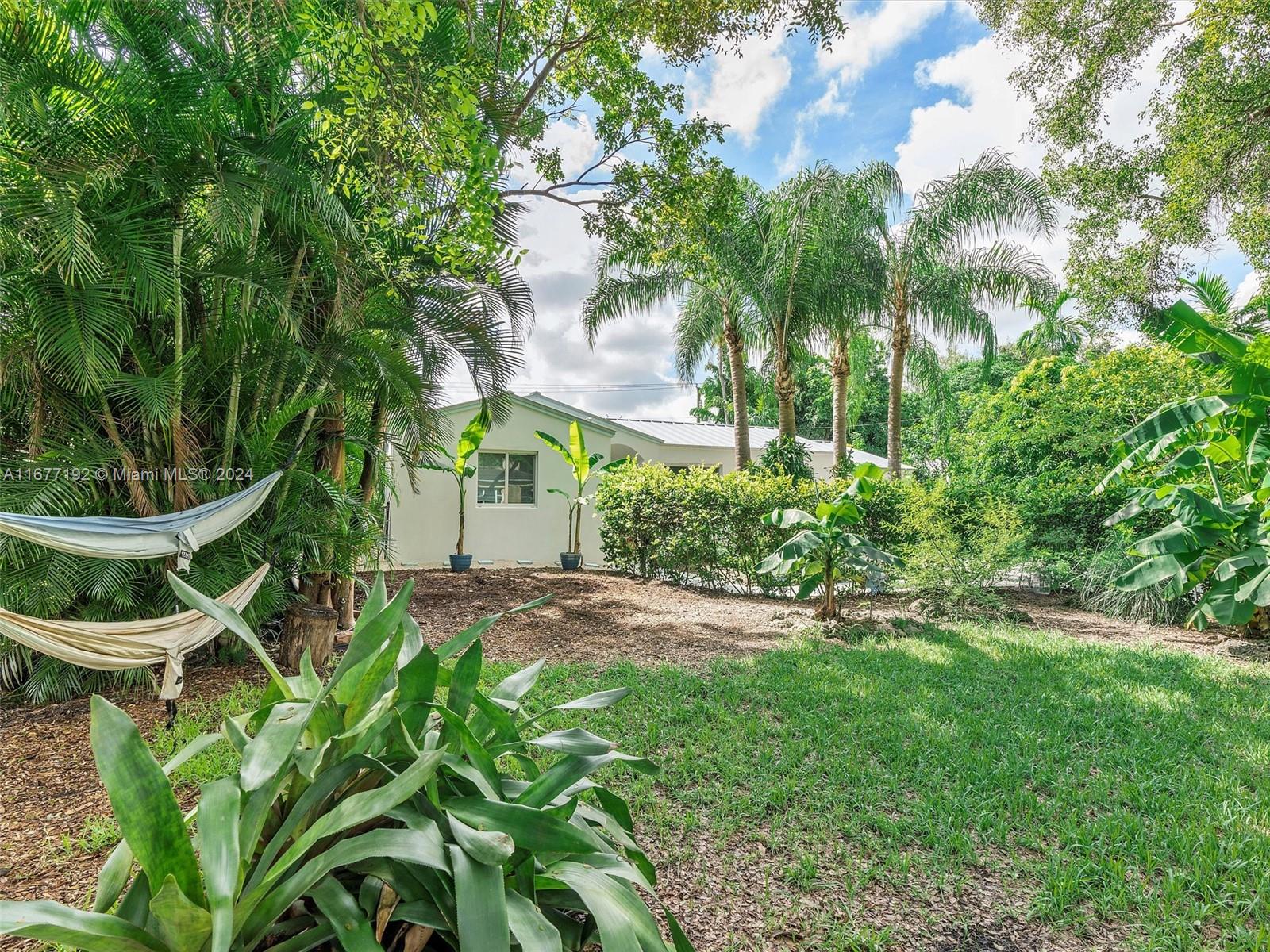 150 NW 98th St