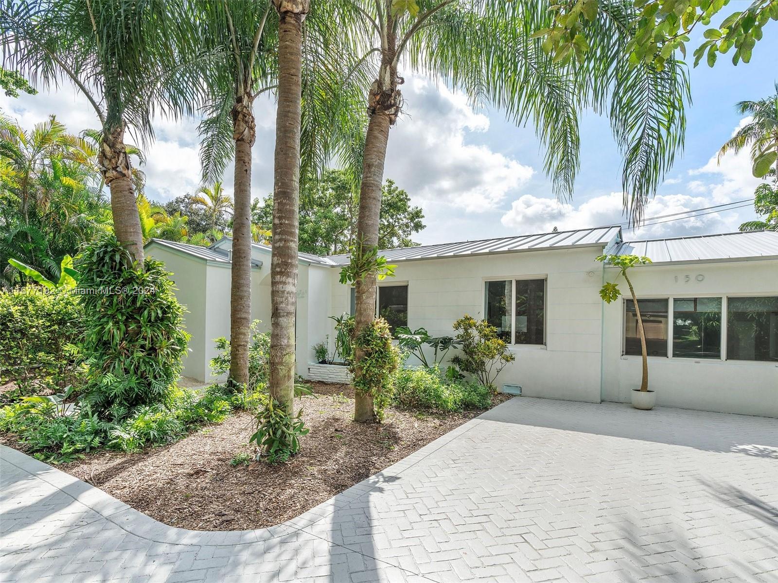 150 NW 98th St
