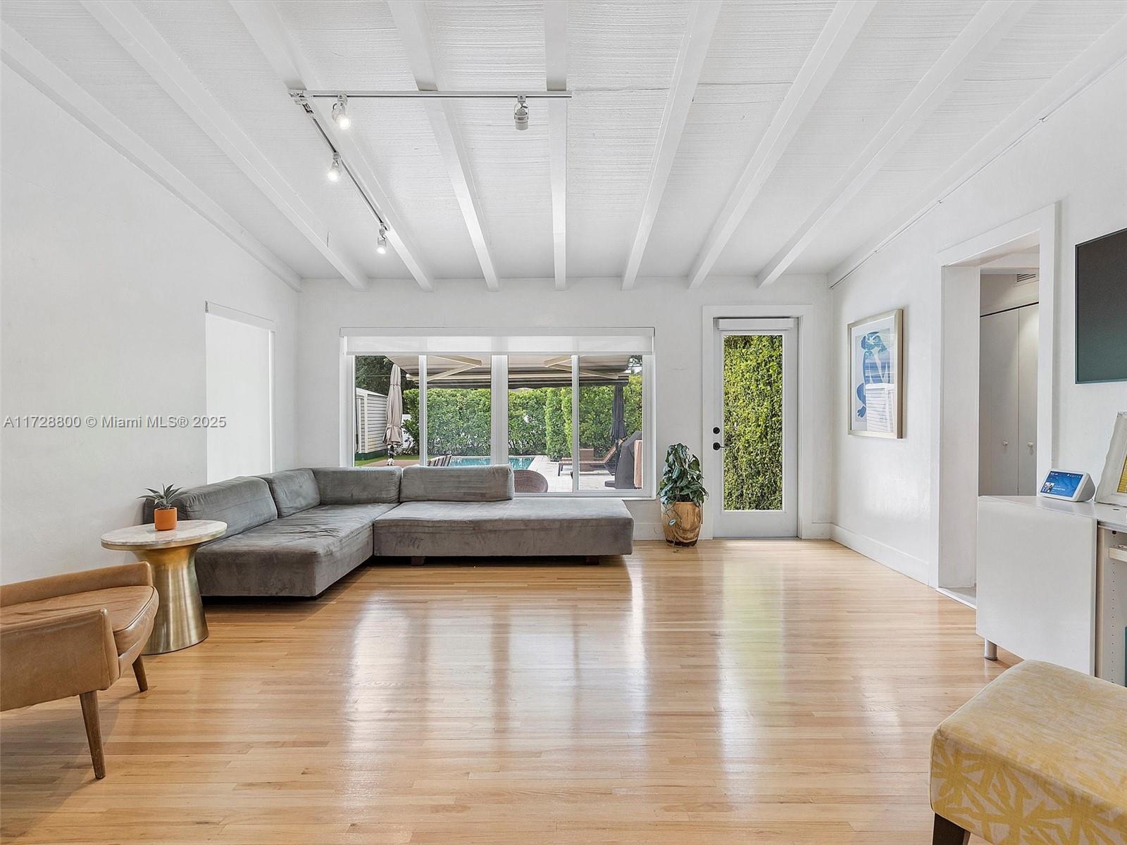 162 NW 109th St